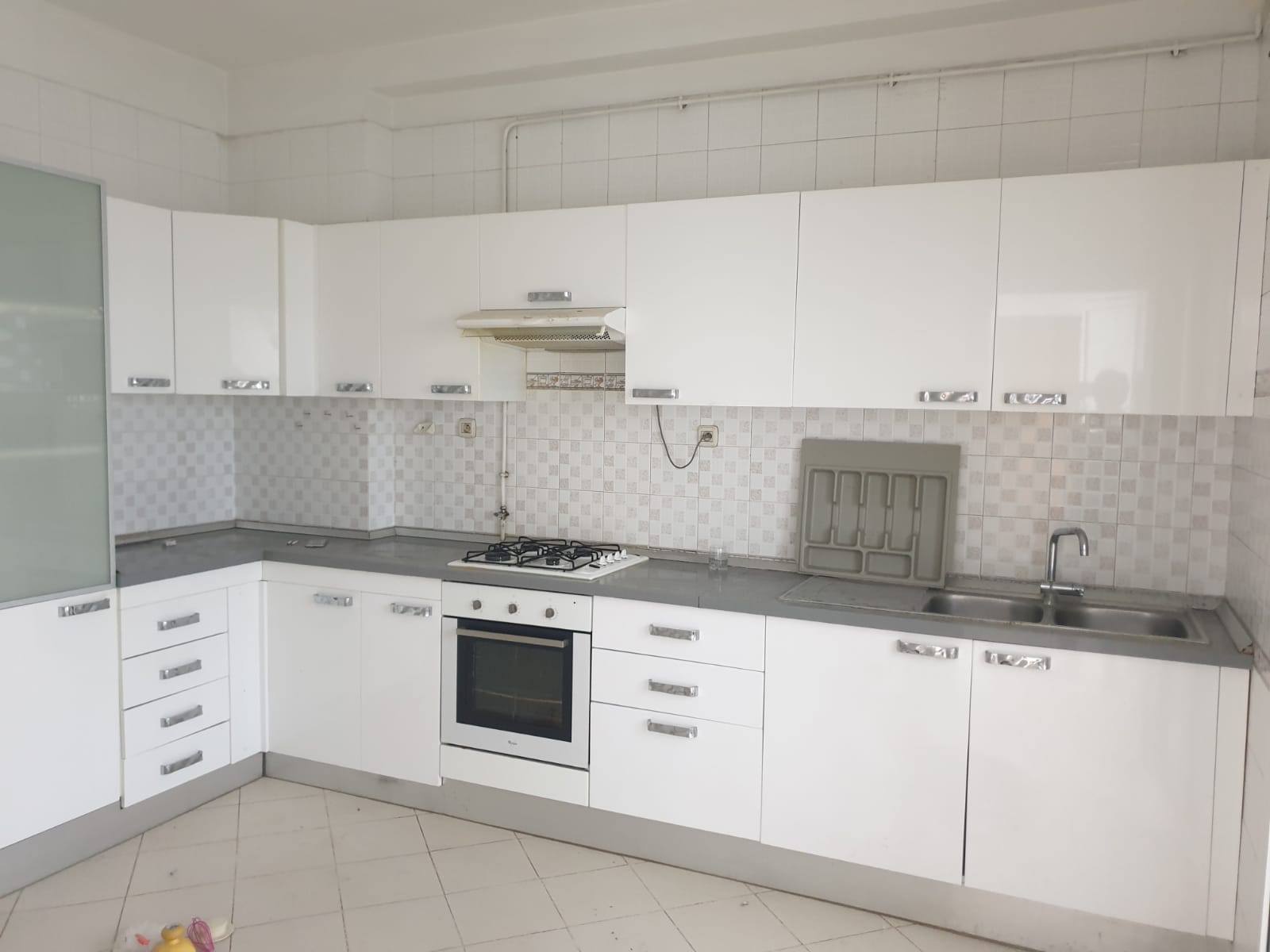 Mnihla Cite Ennasr Location Appart. 4 pices Appartement s3  ennaser1