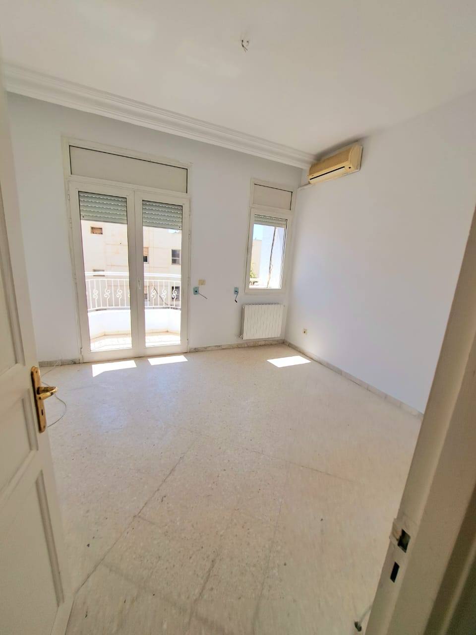 Mnihla Cite Ennasr Location Appart. 4 pices Appartement s3  ennaser1