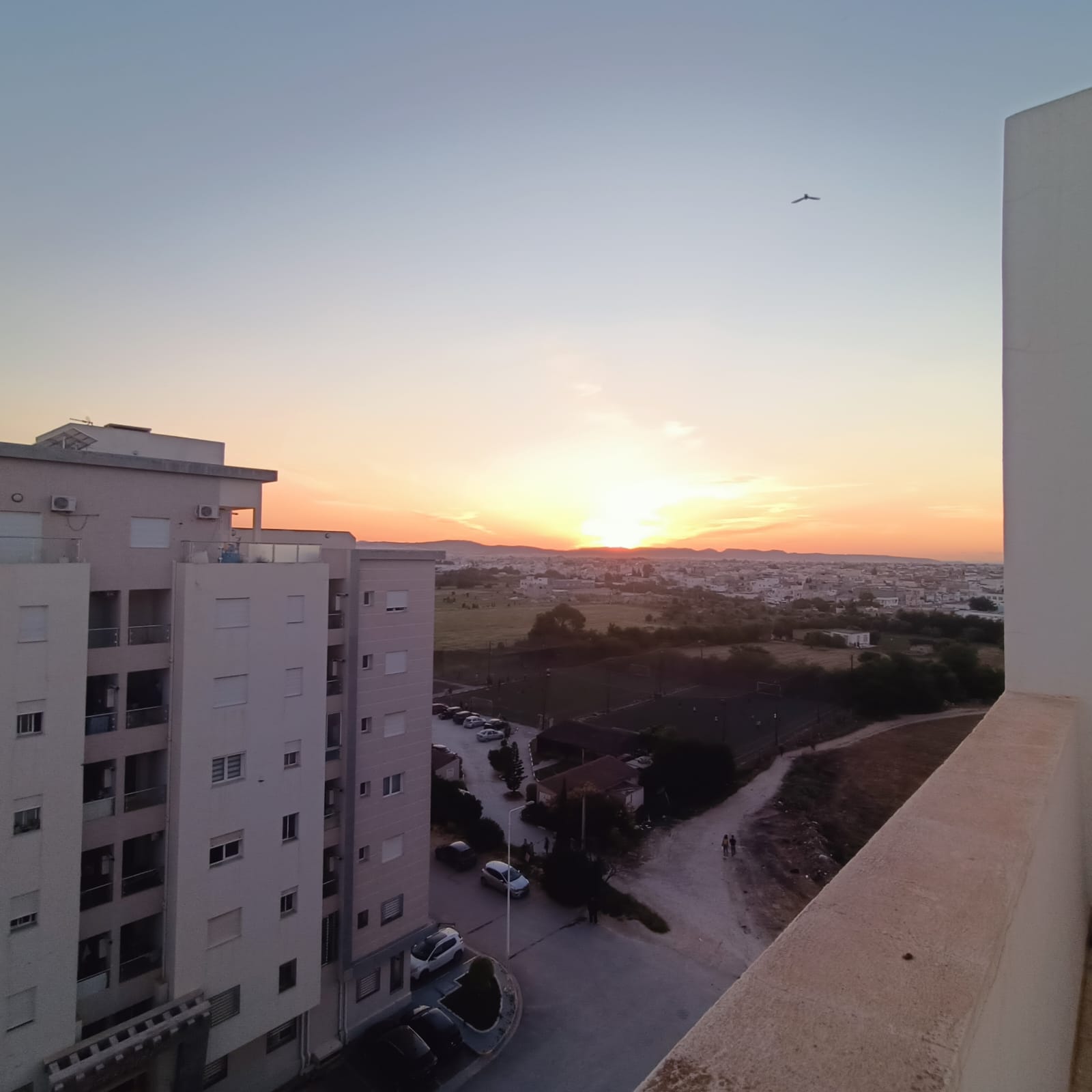 La Marsa El Aouina Vente Appart. 3 pices Joli s plus 2 cit wahat l'aouina