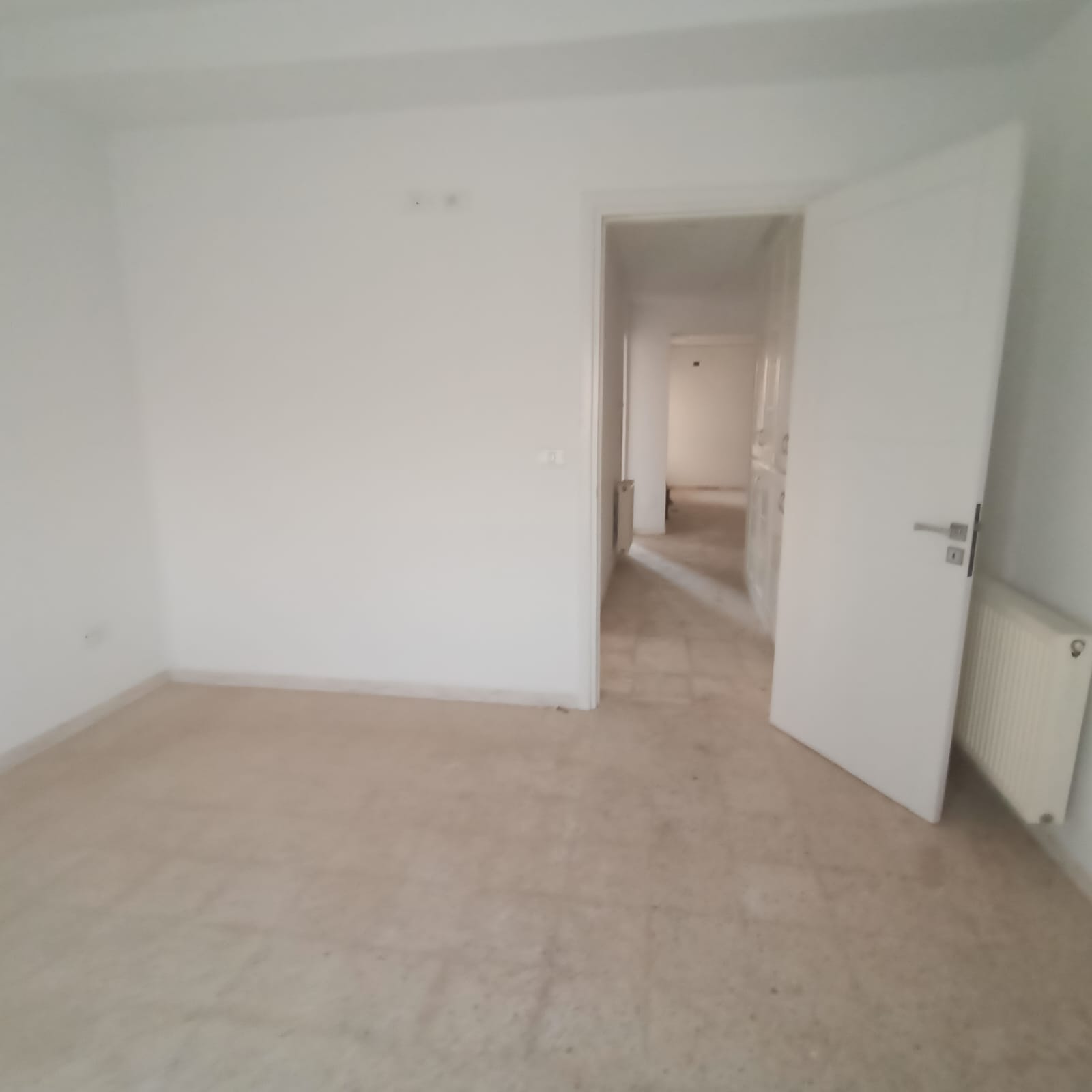 La Marsa El Aouina Vente Appart. 3 pices Joli s plus 2 cit wahat l'aouina