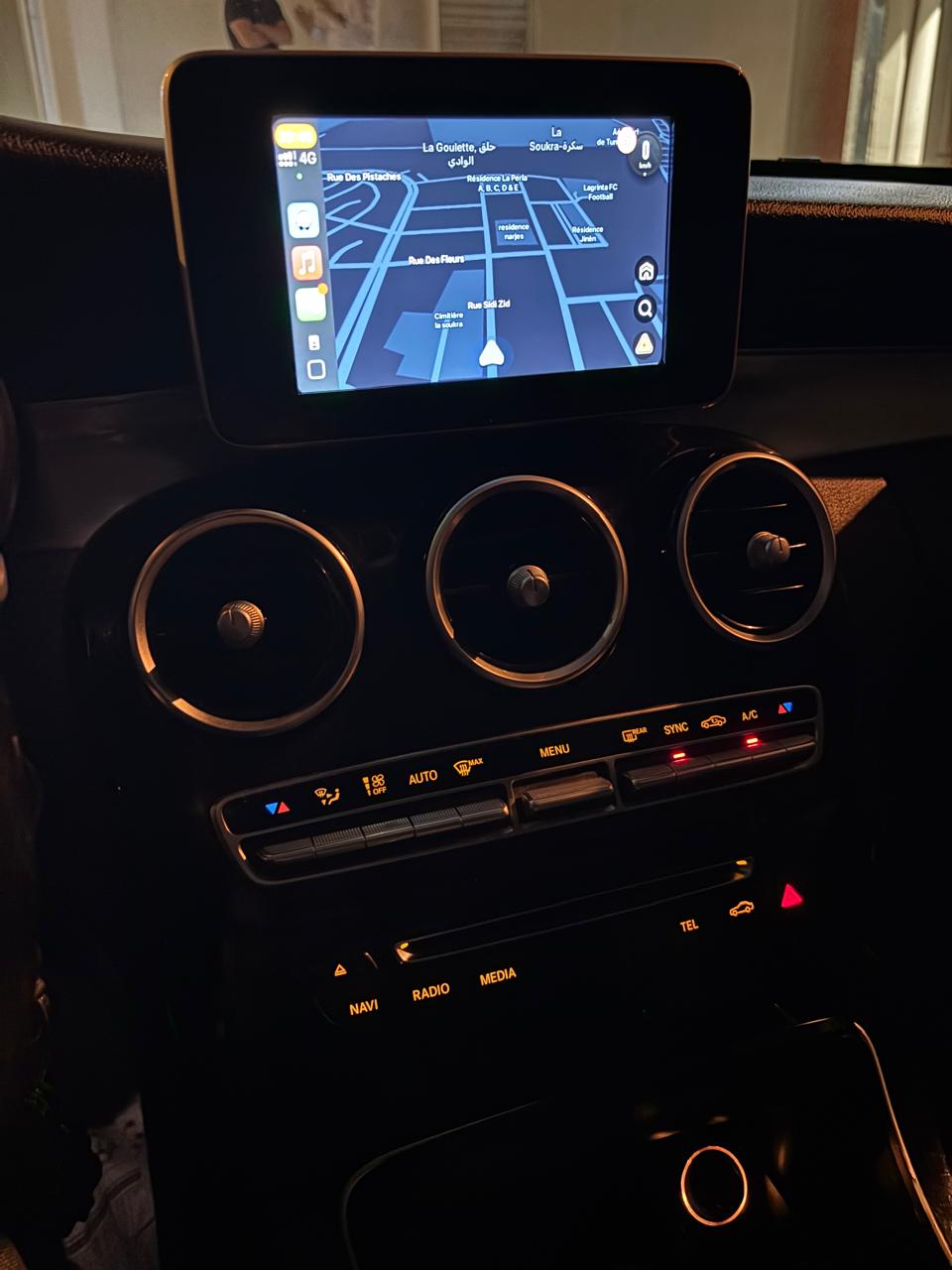 La Marsa El Aouina Mercedes C Mercedes c180 fin 2015 carplay camra jantes amg