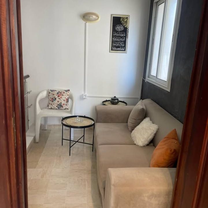 Ain Zaghouan Ain Zaghouan Location Surfaces Local commercial  lac 2 tunis rf  pa 0836