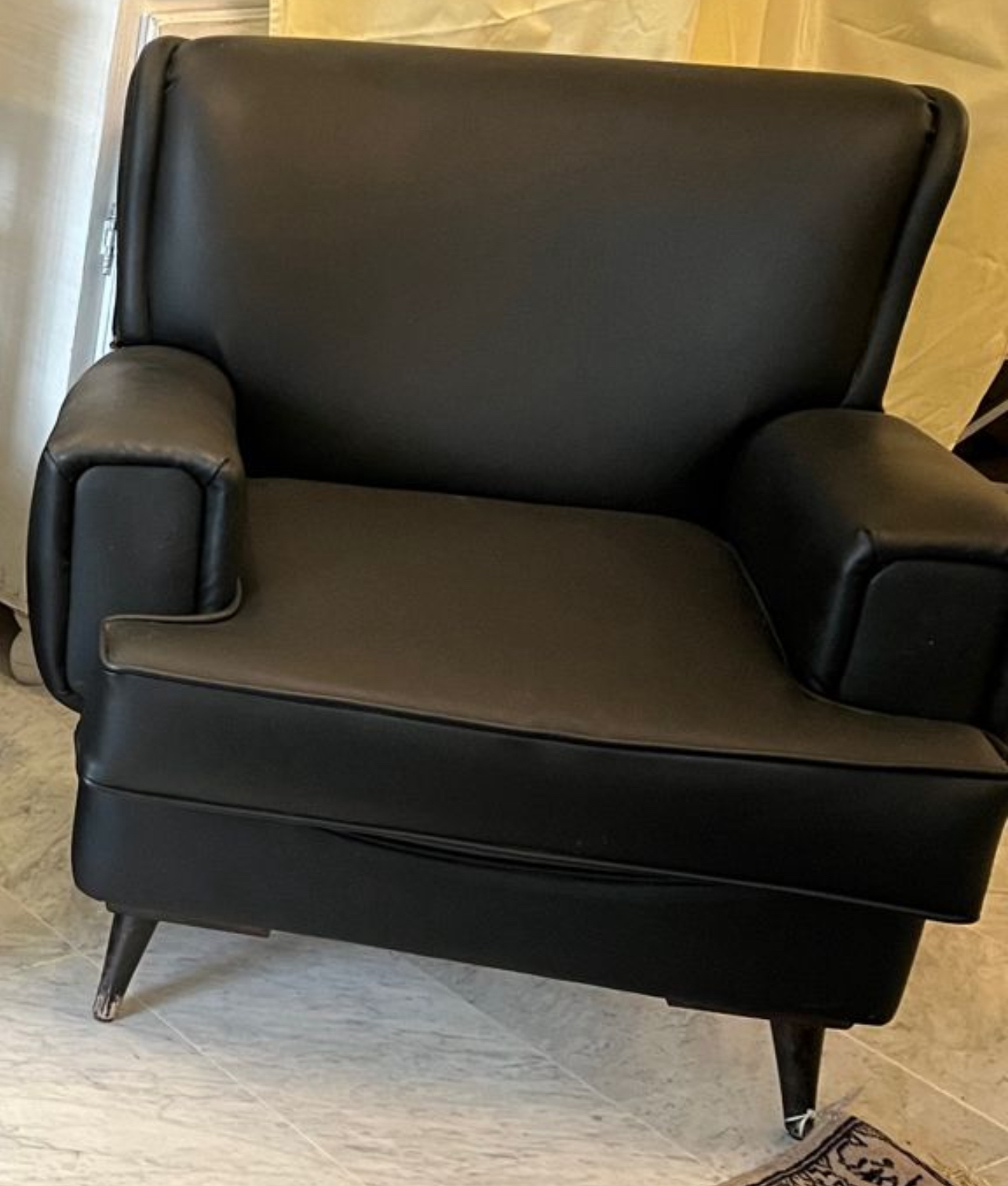 Ain Zaghouan Jardins de Carthage Salon - Salle  manger  Salons 2 fauteuils simili cuir