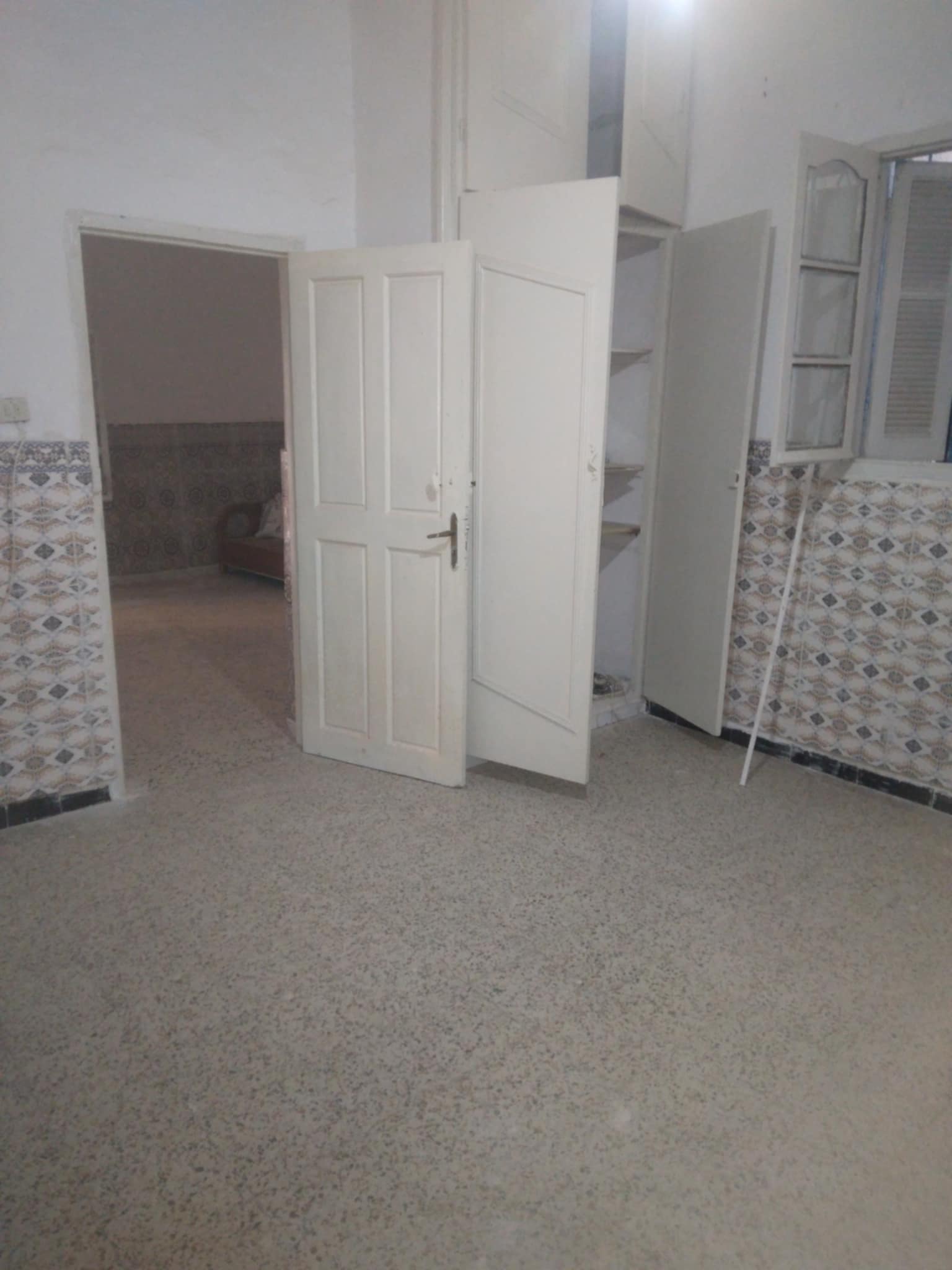 Le Bardo Bouchoucha Location Appart. 2 pices Grand s1 rez de chaussee propre pres steg 20 mars