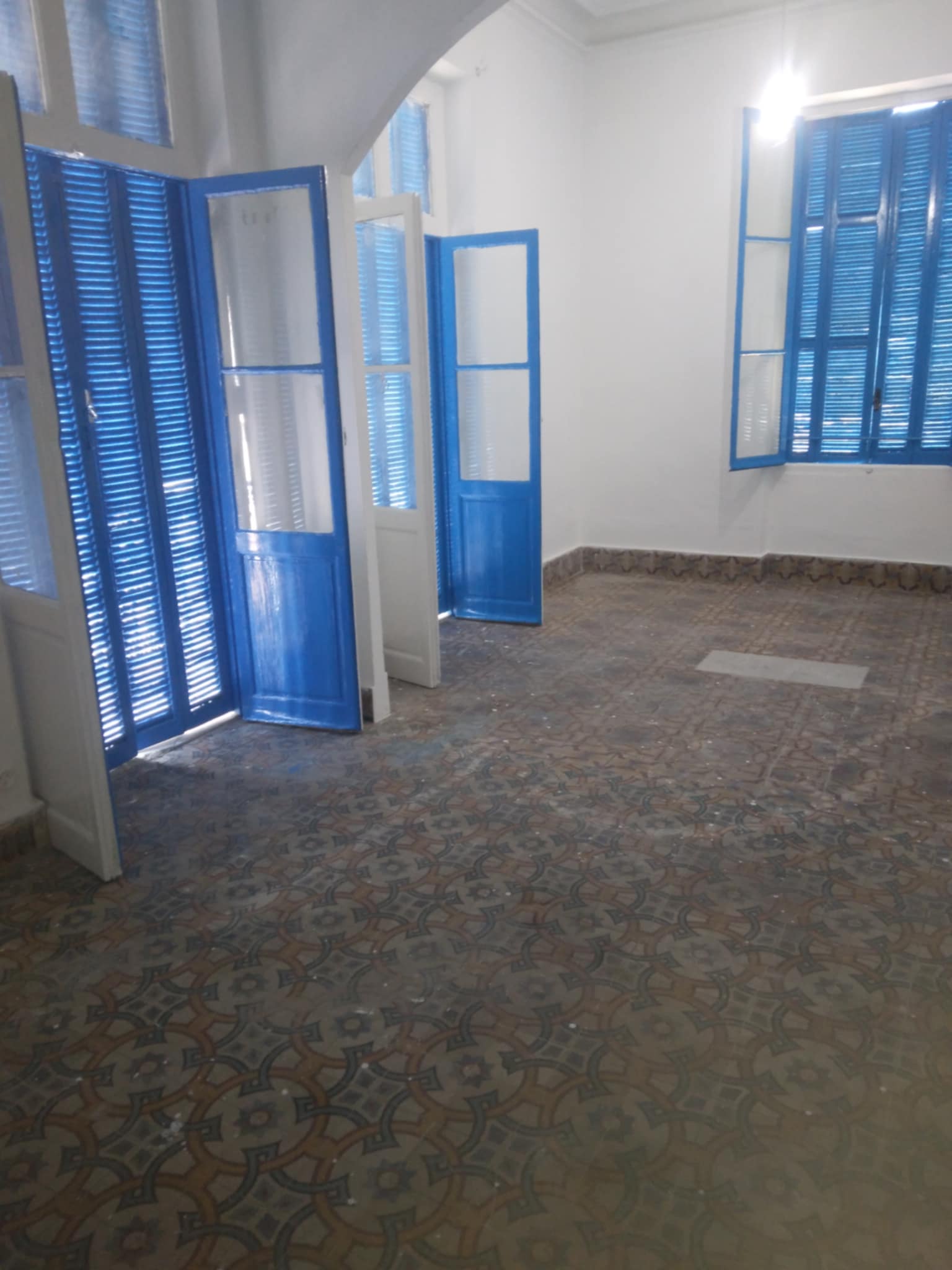 Bab Bhar Bab Bhar Location Appart. 3 pices Super appartement s2 tres propre place barcelone