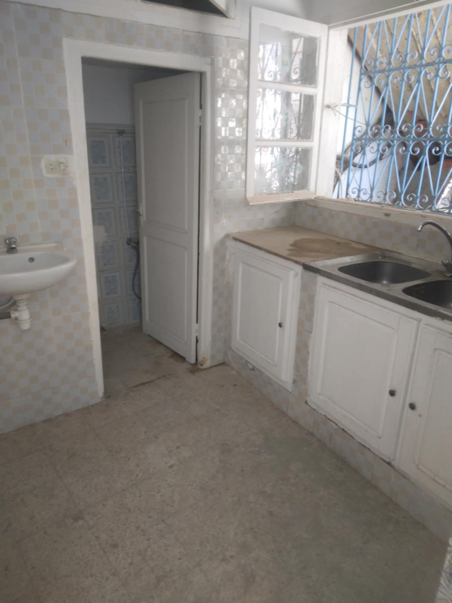 Le Bardo Le Bardo Location Appart. 2 pices Studio propre 2 chambres pres steg 20 mars