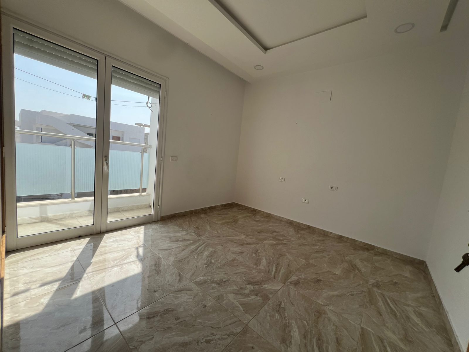 Ain Zaghouan Ain Zaghouan Location Appart. 3 pices Appt luxe s2  ain zaghouan super emplacement