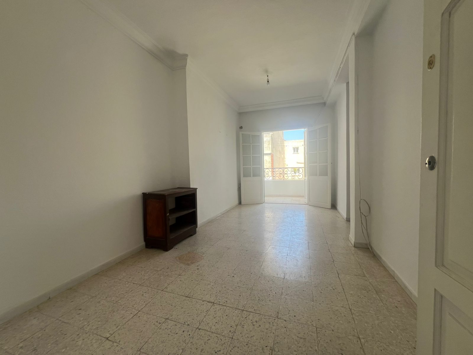 Carthage El Yasmina Location Appart. 3 pices S2 tres propre rue principale carthage yasmina