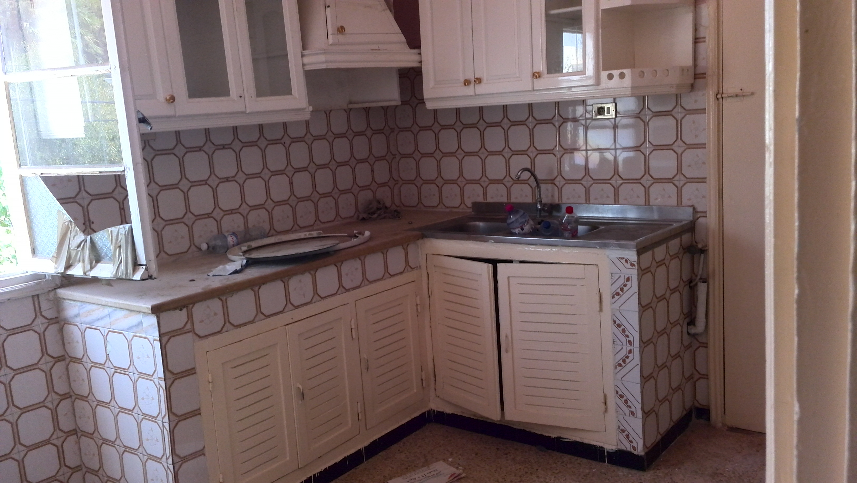 Le Bardo Le Bardo Location Appart. 4 pices Super grand etage villa s3 pres cnam bardo
