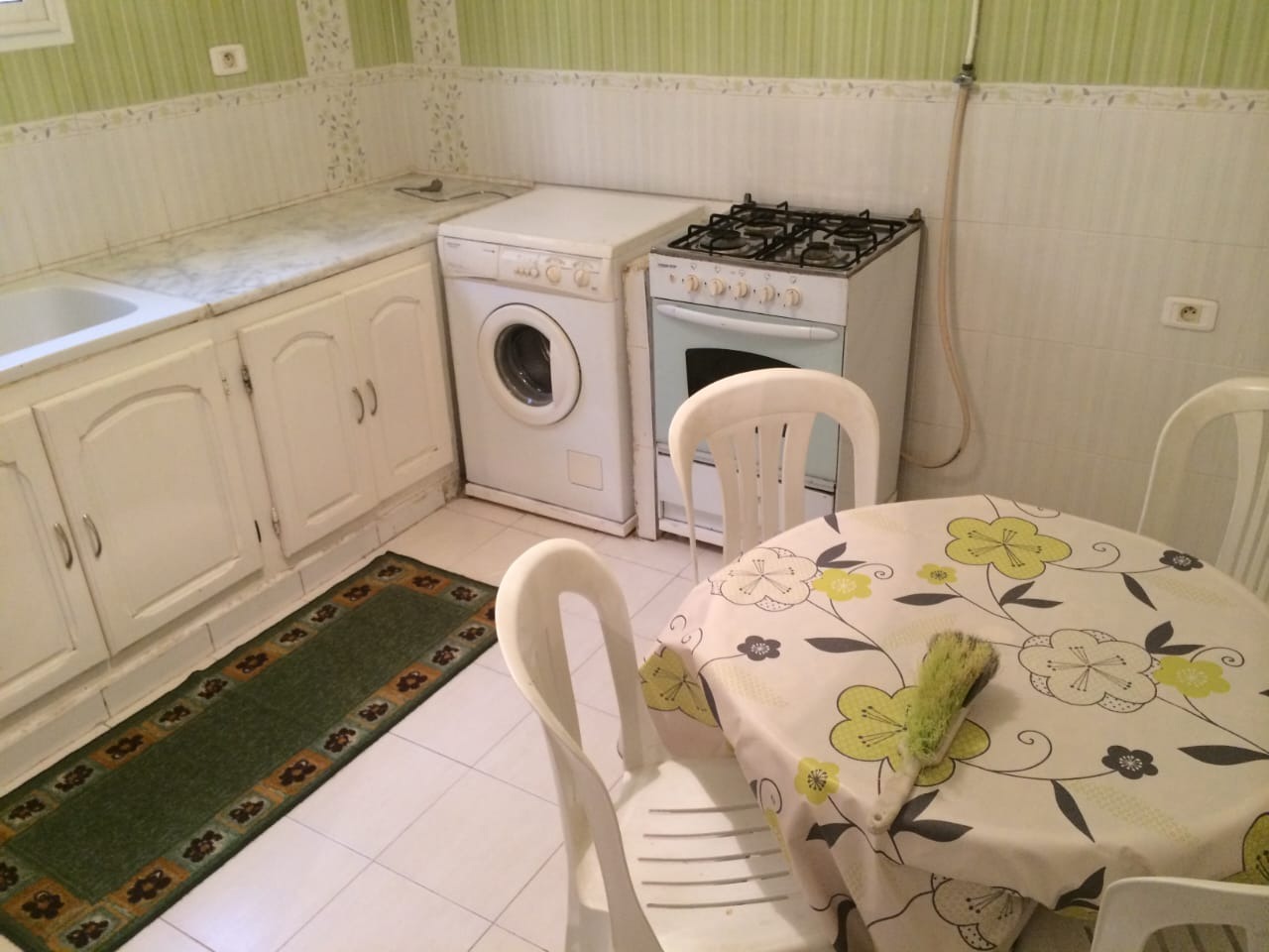 Cite El Khadra Cite El Khadra Location Appart. 4 pices S3 luxe meuble pres station metro cite khadhra