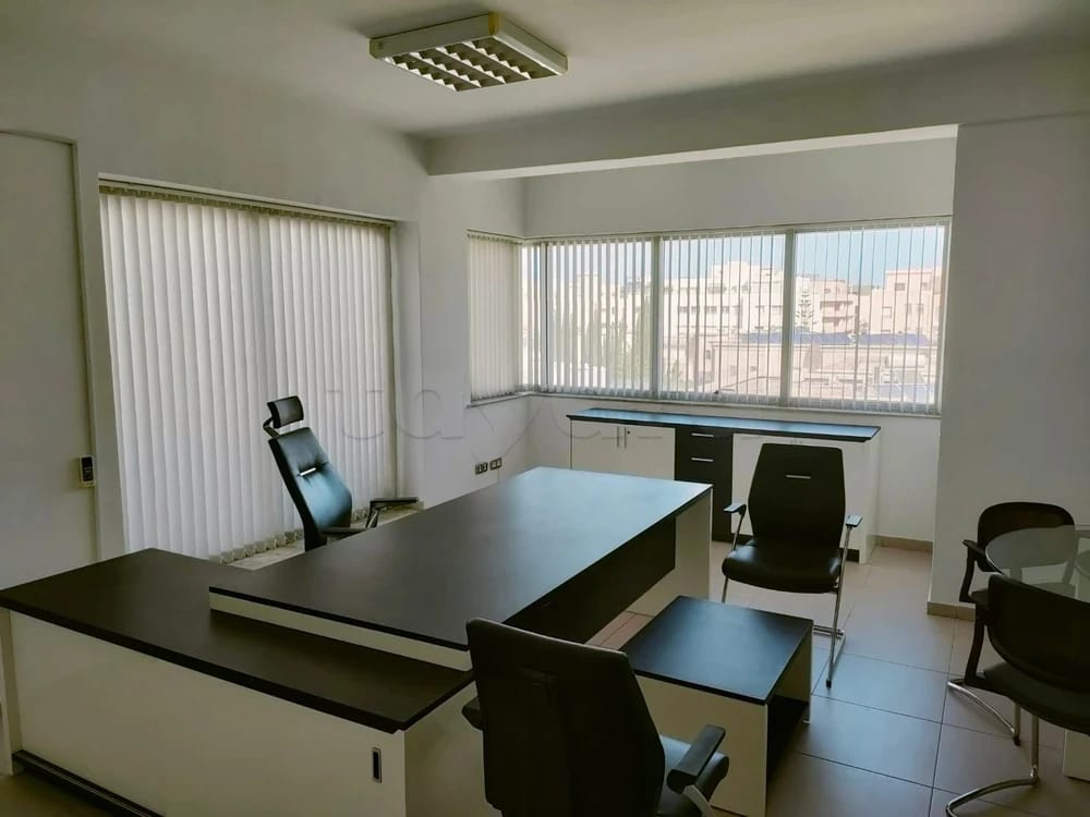 La Marsa Berge Du Lac Meubles de bureau Bureaux - Tables Luxueux bureau de direction complet  mezghani