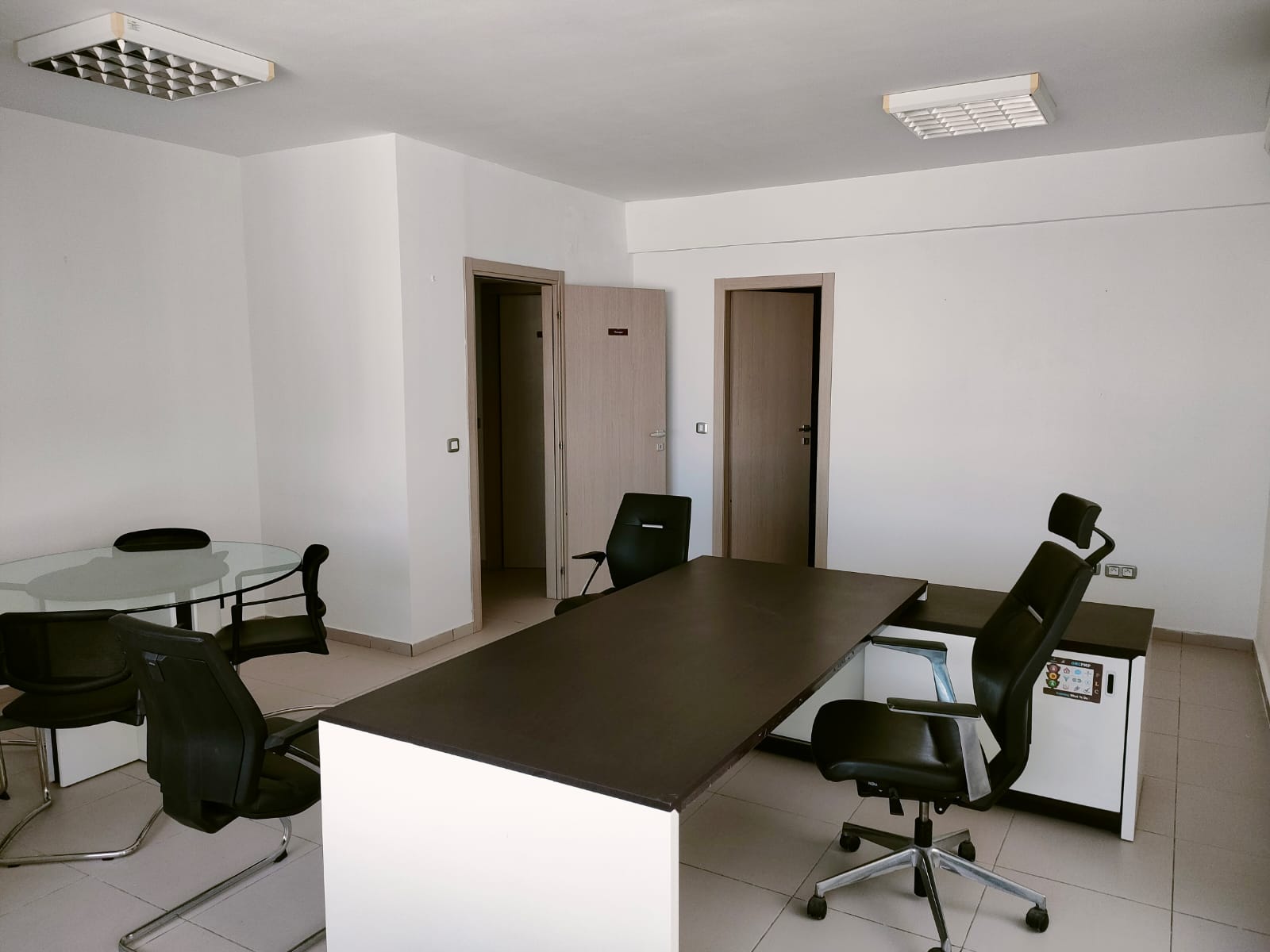 La Marsa Berge Du Lac Meubles de bureau Bureaux - Tables Luxueux bureau de direction complet  mezghani