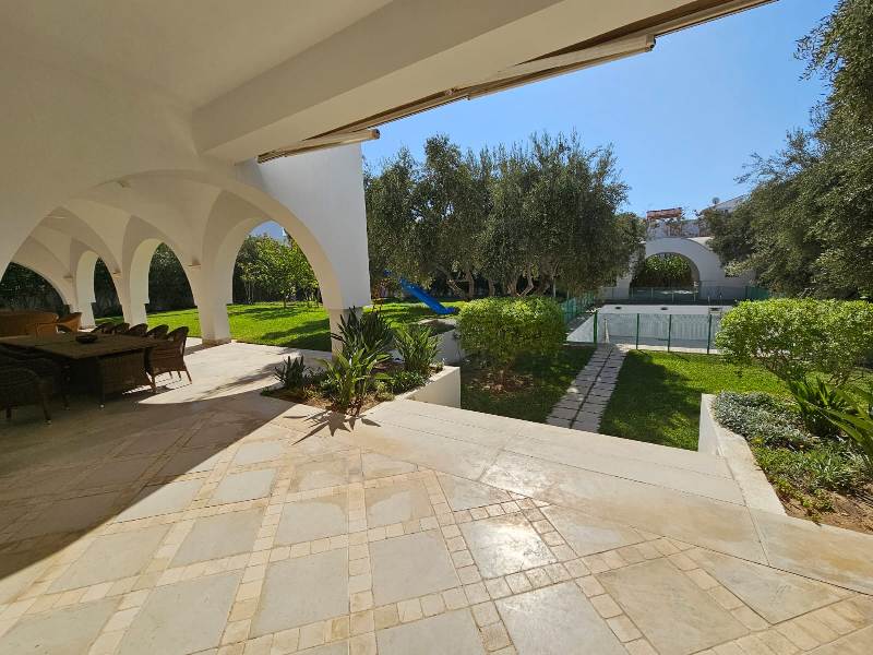 Hammamet Hammamet Vente Appart. 5 pices+ Villa rayon de soleil rf v2699