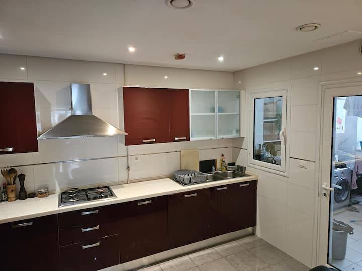 La Marsa Marsa Safsaf Location Appart. 3 pices Joli appartement vide  la marsa