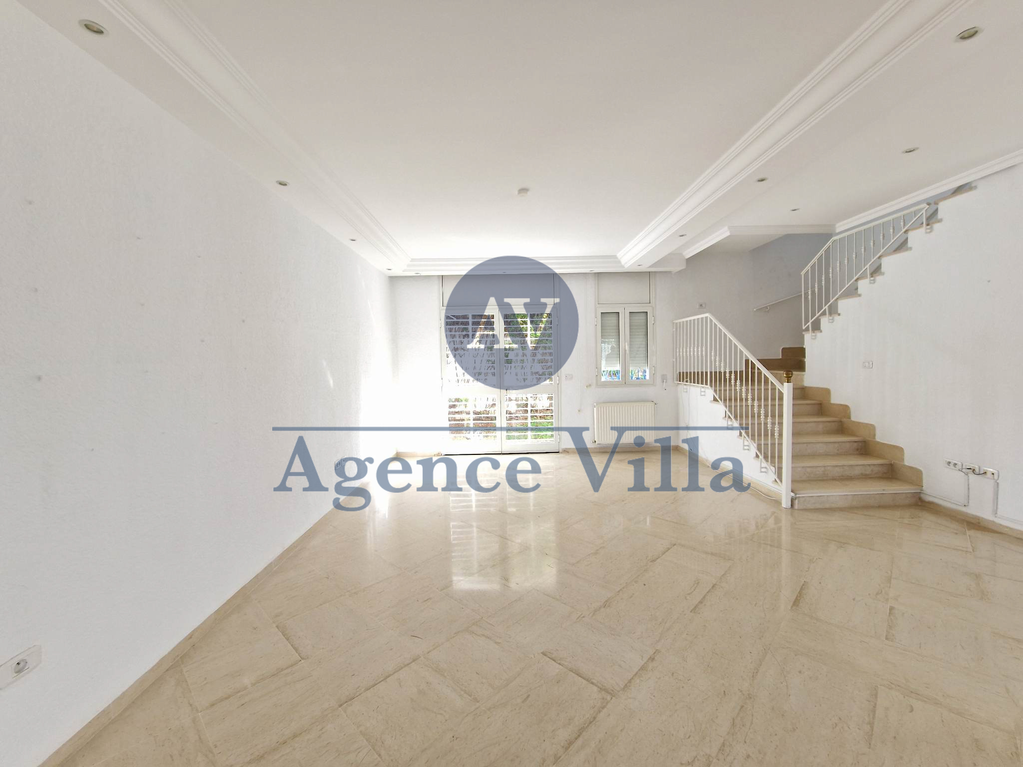 La Marsa Marsa Safsaf Location Maisons Une villa s4 vue sur mer  la marsa