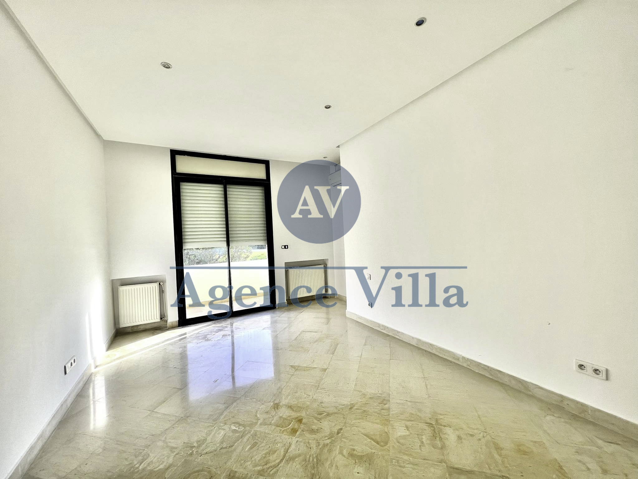 La Marsa Gammart Location Maisons Une villa s5  gammarth touristique avec piscine