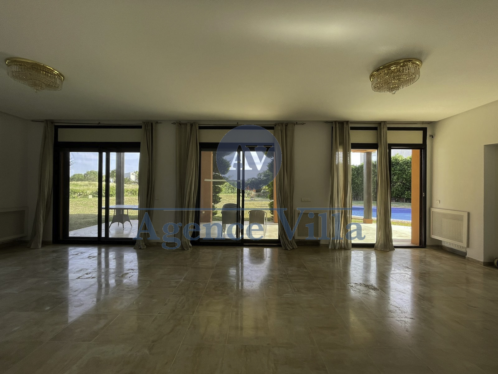 La Marsa Gammart Location Maisons Une villa s5  gammarth touristique avec piscine
