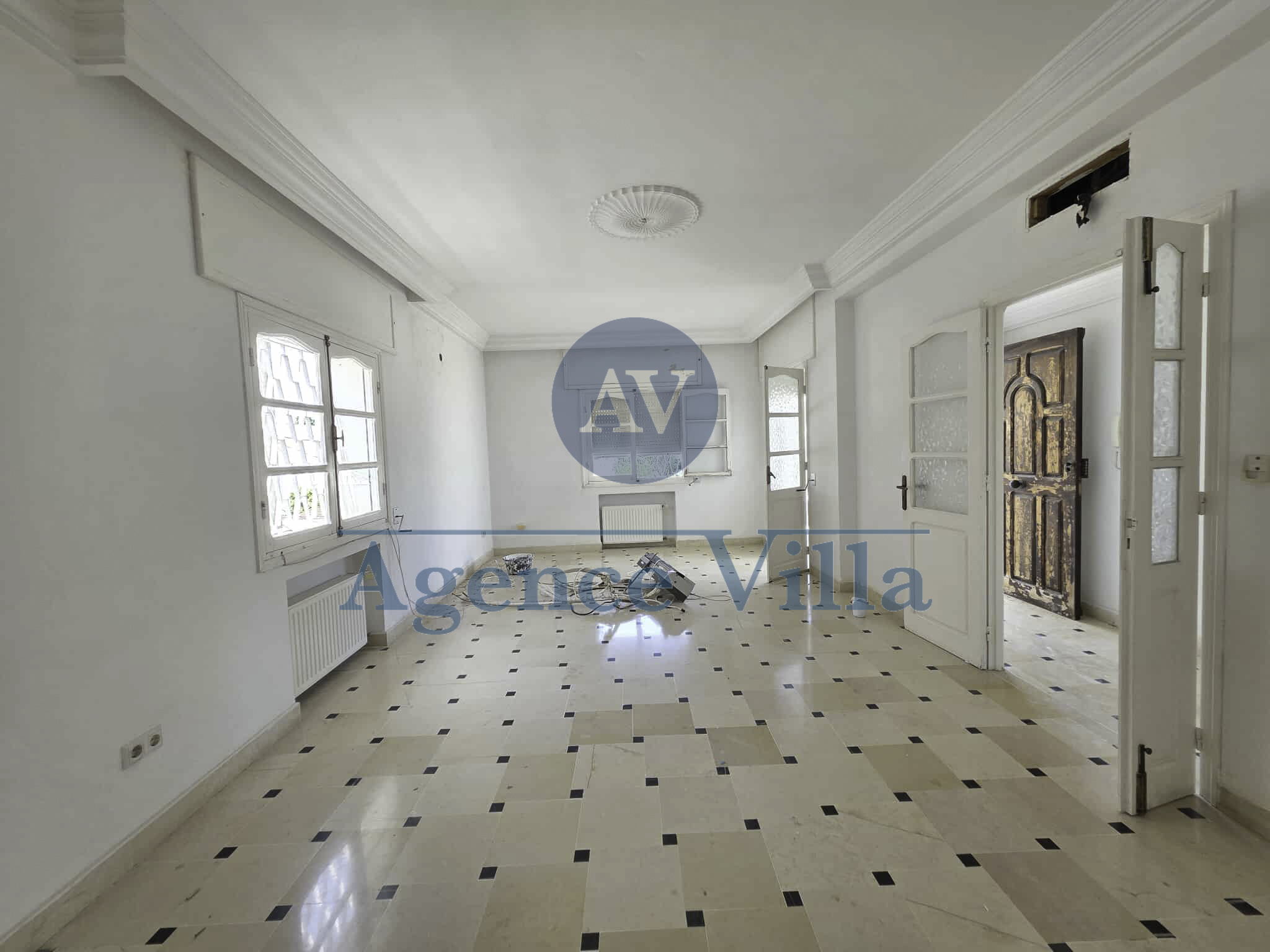 La Marsa Cite El Hana Location Appart. 3 pices Un tage de villa s2  cit el hana