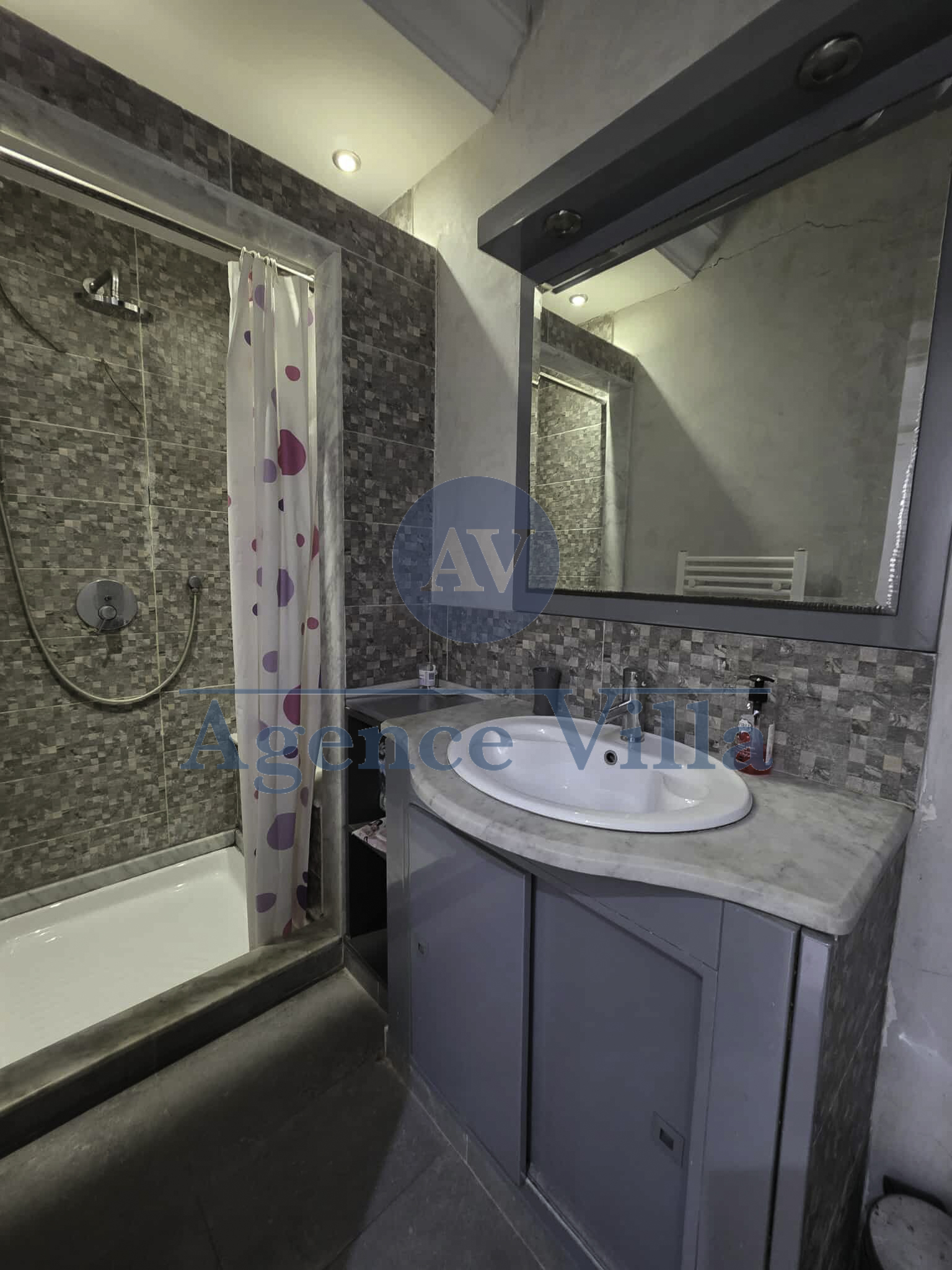La Marsa Marsa Ennassim Location Appart. 2 pices Un studio meubl  la marsa