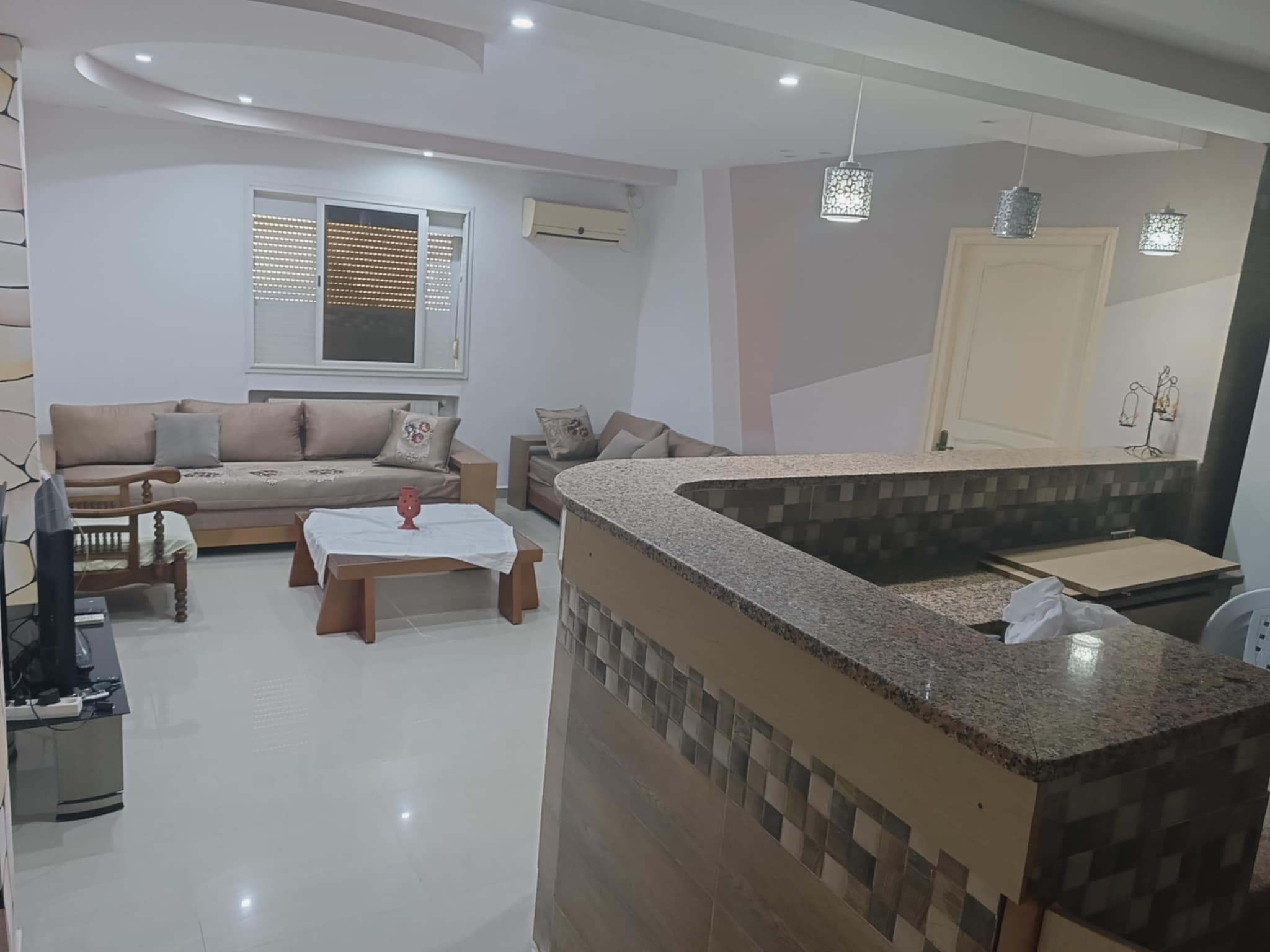 El Menzah El Manar 1 Location Appart. 3 pices Appartement el manar1