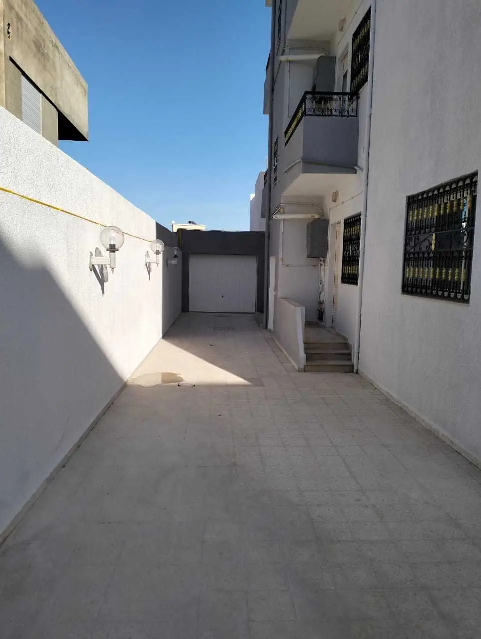 Mnihla Jardins d'el Menzah Location Appart. 4 pices Etage villa  jardin d'el menzah