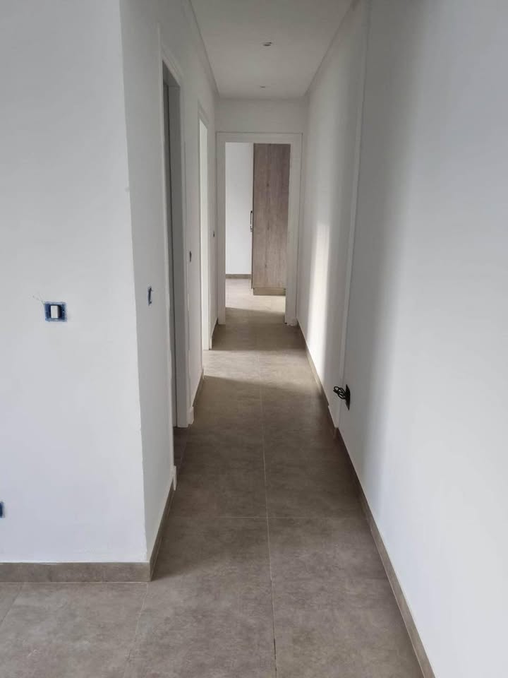 Ariana Ville Ariana Location Appart. 2 pices Etage villa spacieux ariana