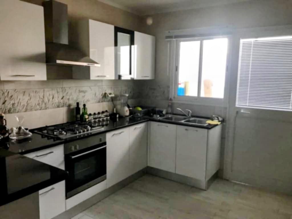 El Menzah El Manar 2 Location Appart. 4 pices Duplex manar 2