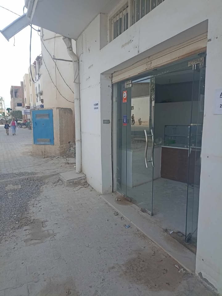 La Soukra Borj Louzir Location Surfaces Local commercial borj louzir sur route principale