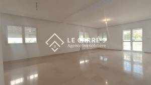 La Marsa Berge Du Lac Location Maisons Une villa avec jardin au lac 2 ref137a