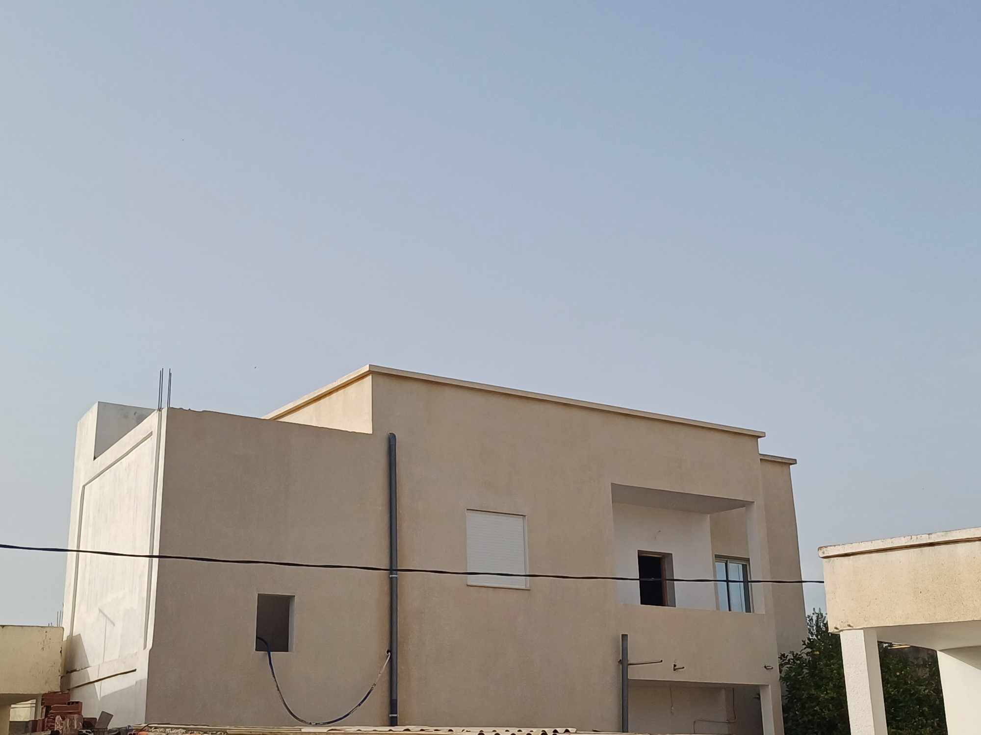 Raoued Raoued Vente Appart. 3 pices Jolie villa  raoued de deux niveaux sparees