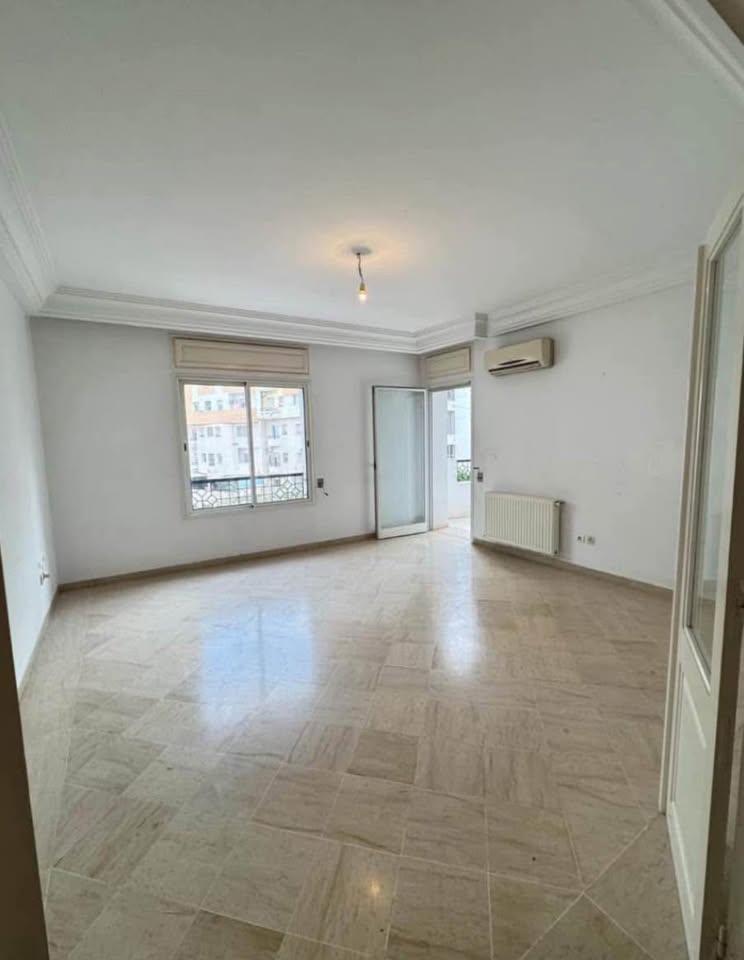 La Marsa El Aouina Location Appart. 2 pices S2 haut standing  laouina