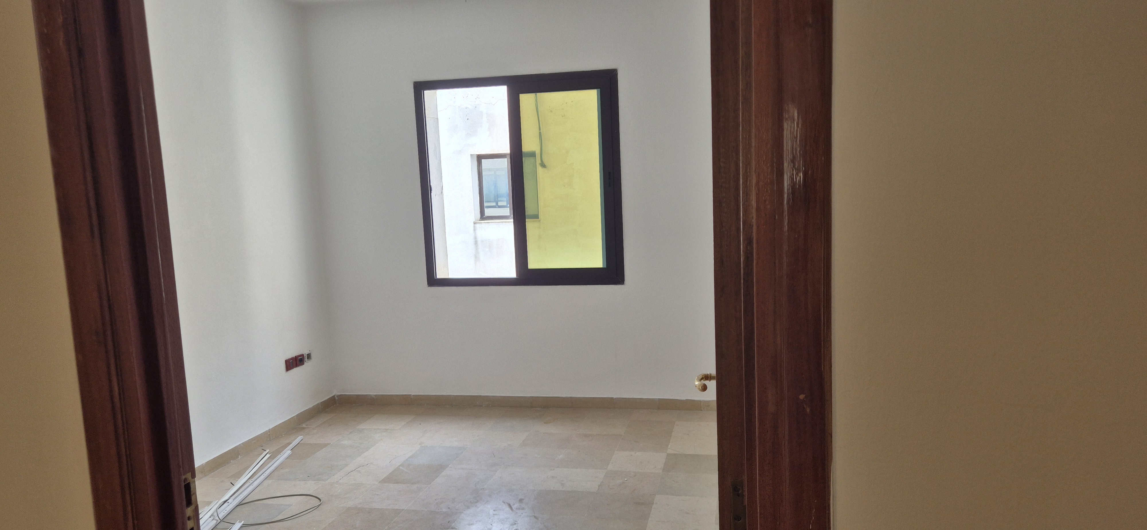 Bab Bhar Montplaisir Location Appart. 4 pices A lour bureaux 4 pieces montplaisir