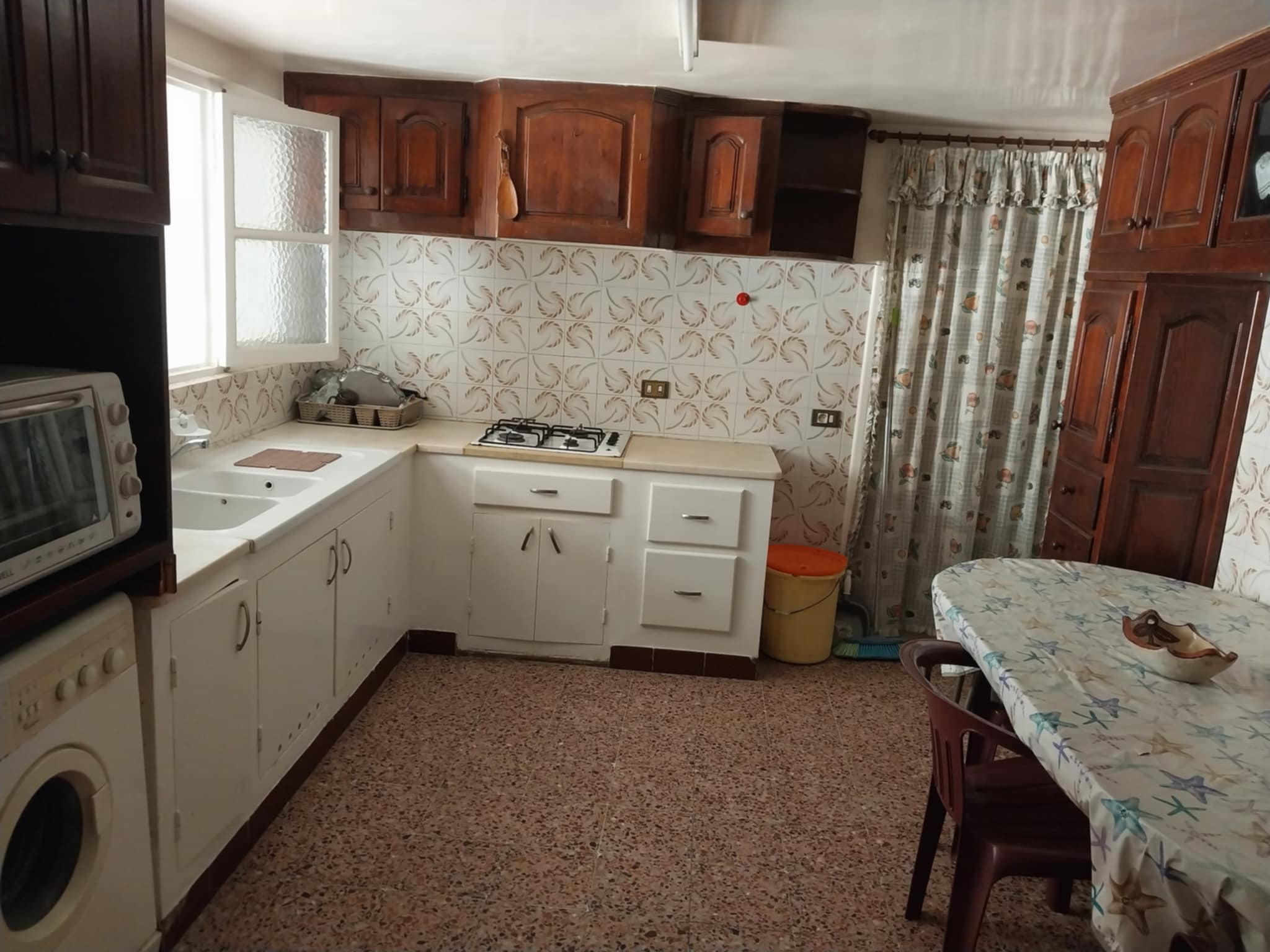 El Menzah El Manar 1 Location Appart. 3 pices Rdc de villa meubl manar 1