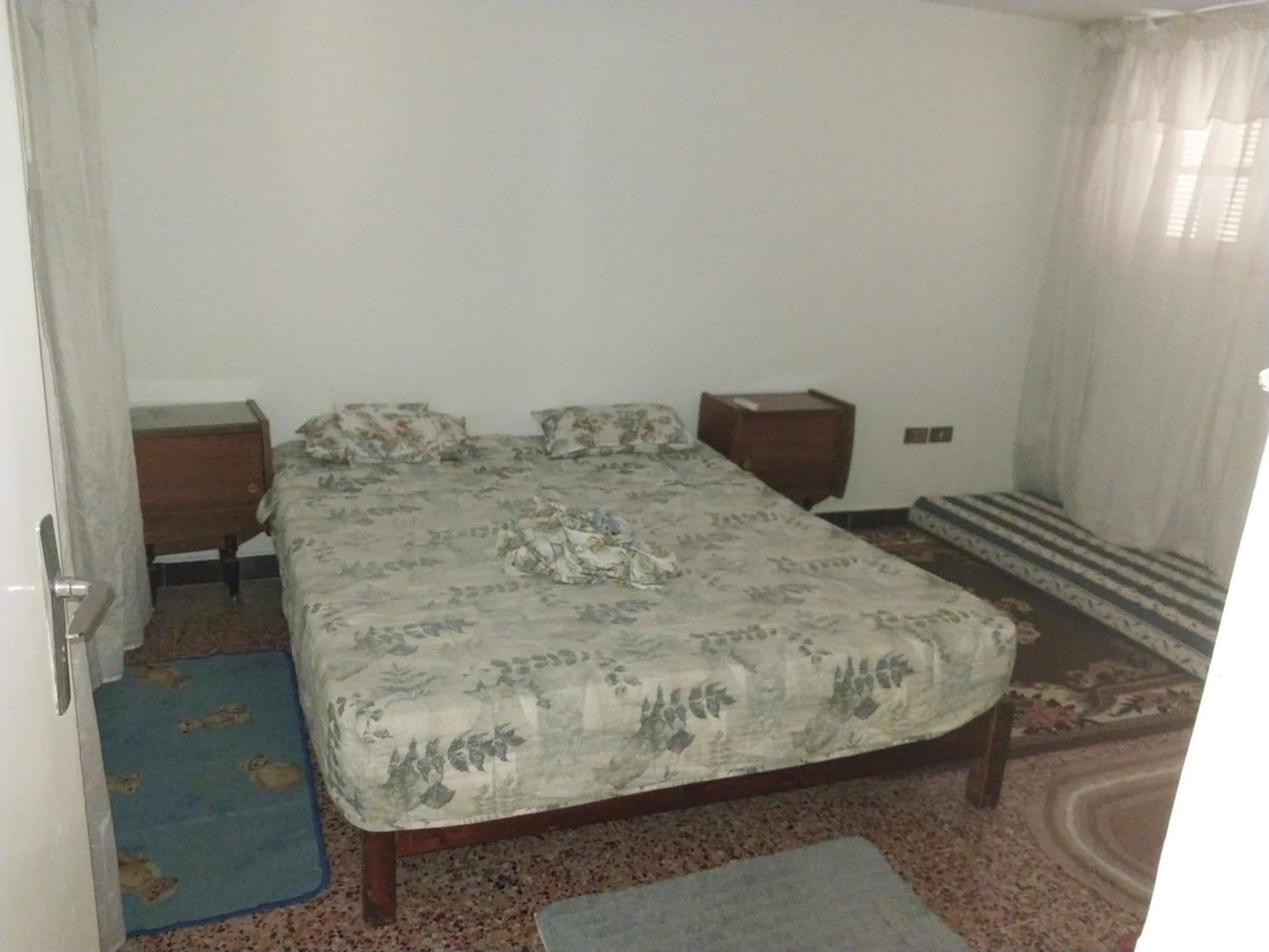 El Menzah El Manar 1 Location Appart. 3 pices Rdc de villa meubl manar 1