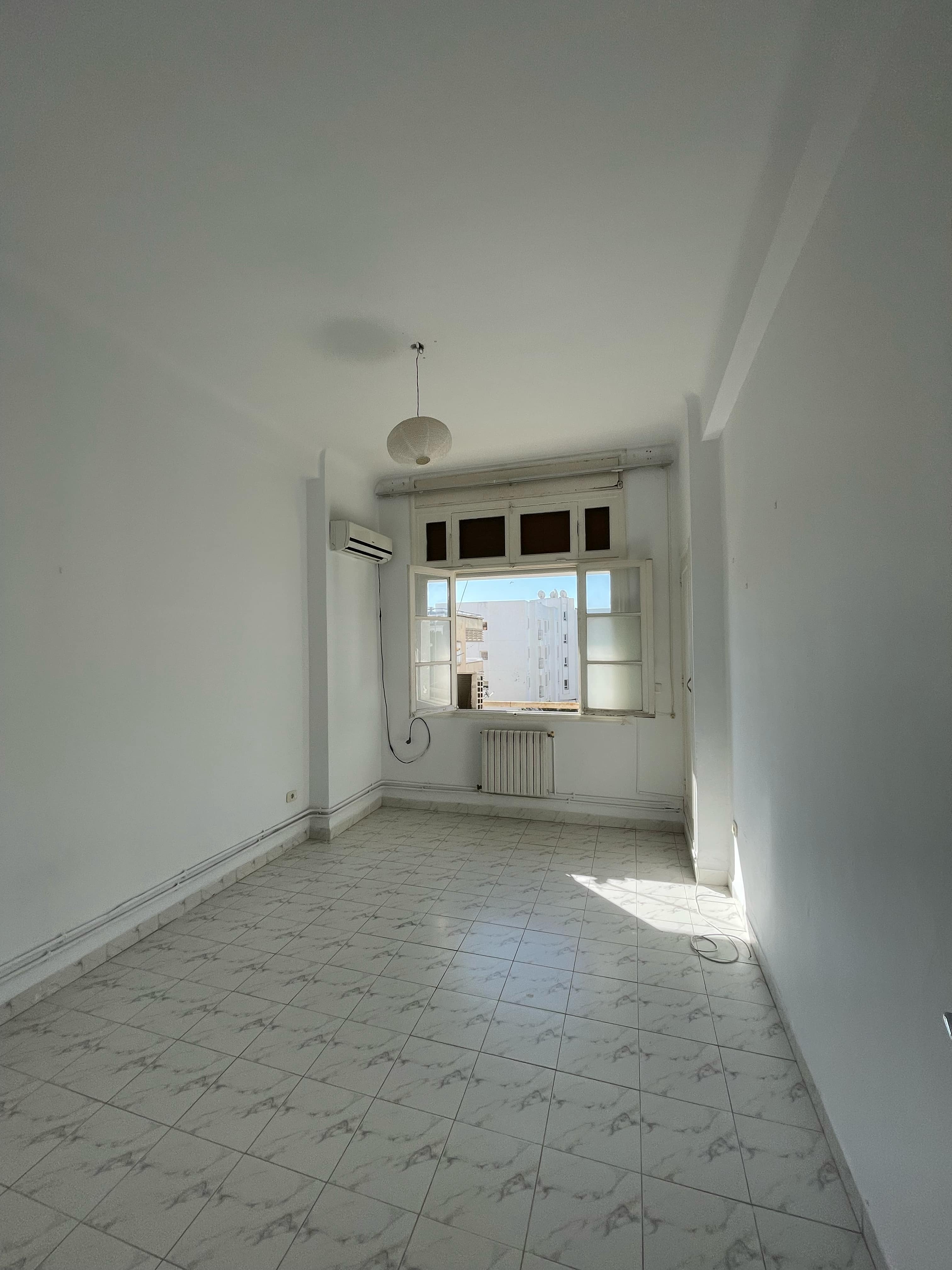 El Menzah Cite El Mahrajene Location Appart. 3 pices Appartement s plus 2  cit el mahrajne