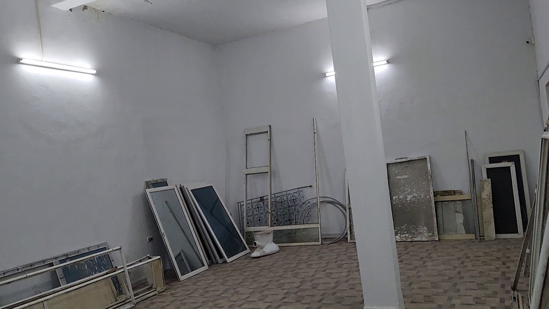 Ezzouhour (Tunis) Ezzouhour 4 Location Surfaces Surface 400