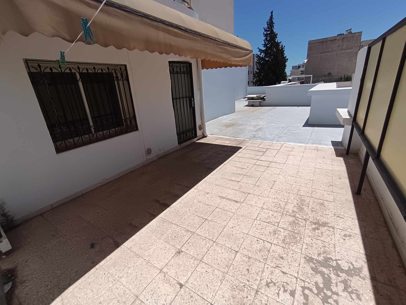Sfax Ville Sfax Location Appart. 5 pices+ Belle appartement route gremda 5 pieces