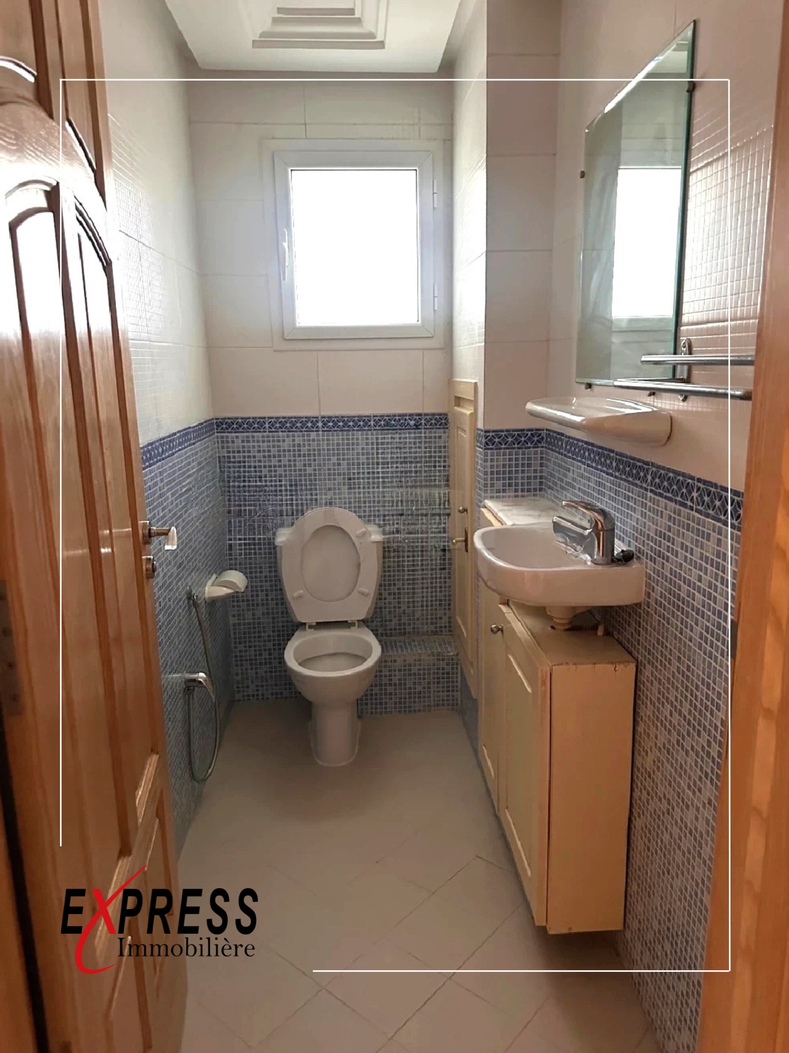 Ariana Ville Cite Ennasr 2 Location Appart. 3 pices Un appartement s2 avec place de parking
