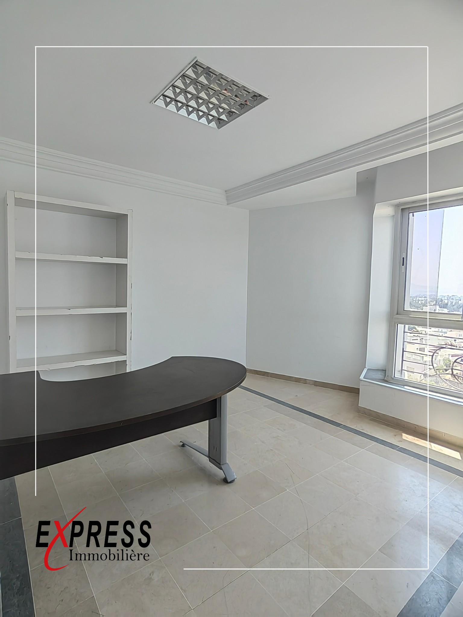 Ariana Ville Cite Ennasr 2 Location Appart. 3 pices Bureau 3 pices  ennaser 2