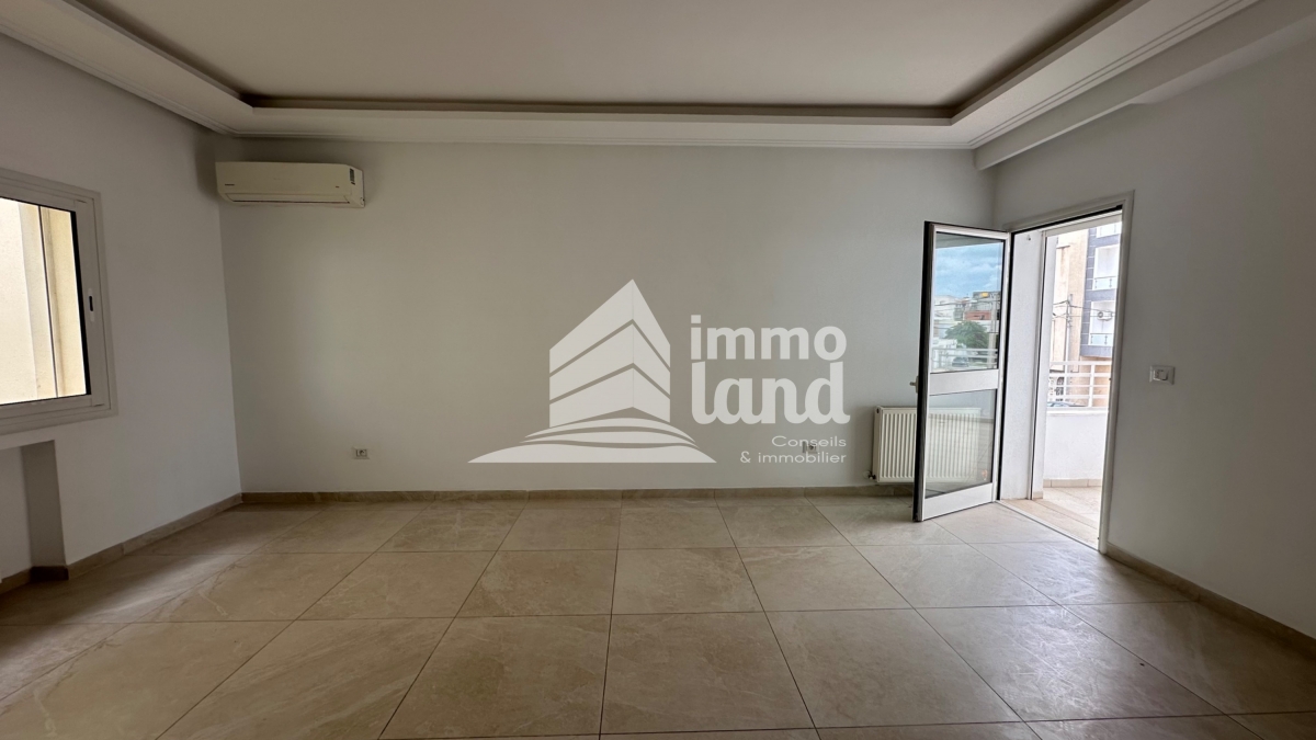 La Marsa Cite Erriadh Location Appart. 4 pices Appartement s3  la marsa riadh