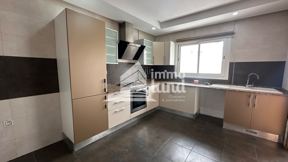 La Marsa Cite Erriadh Location Appart. 4 pices Appartement s3  la marsa riadh