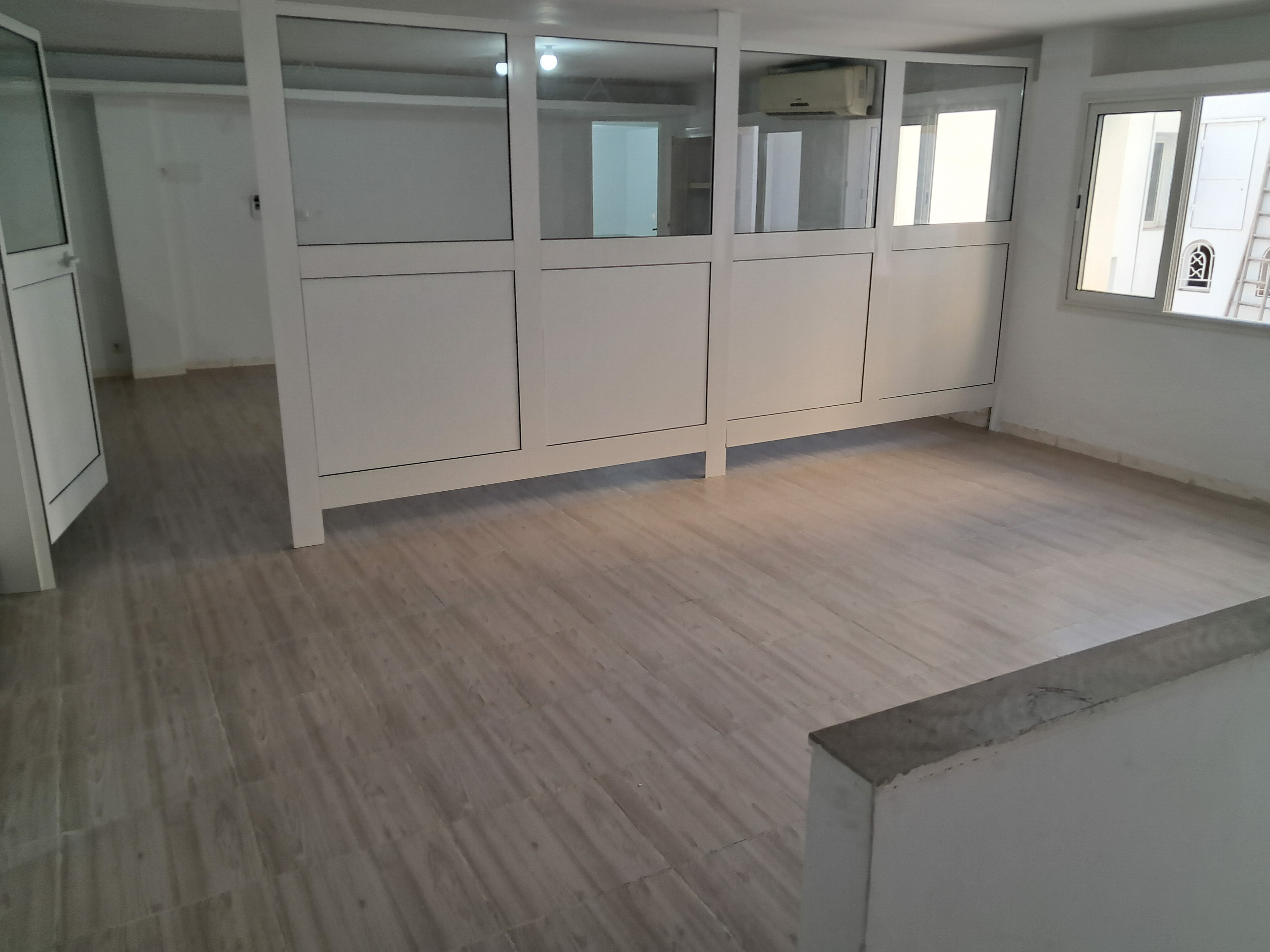 Cite El Khadra Zone urbaine nord Location Appart. 4 pices Appartement s3   usage bureau   centre urbain nord