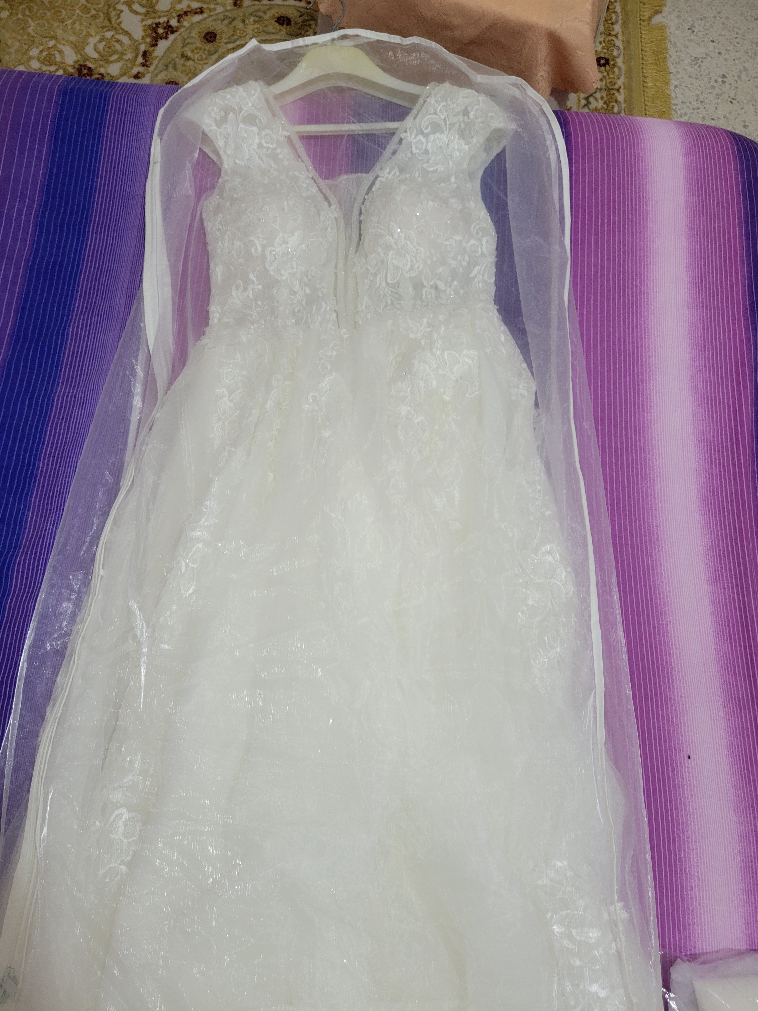 Ain Zaghouan Ain Zaghouan Femmes Autre Belle robe de mariage