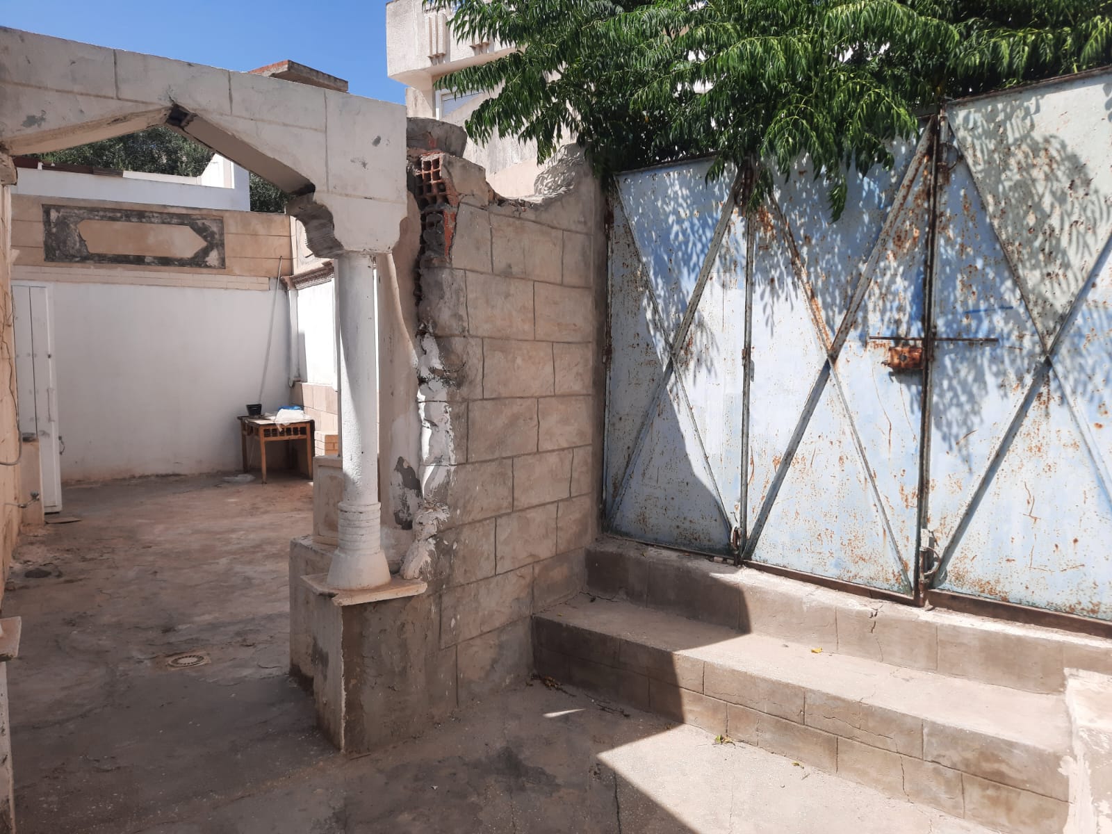 El Mourouj El Mourouj Vente Maisons Ville de compose de trois maisons