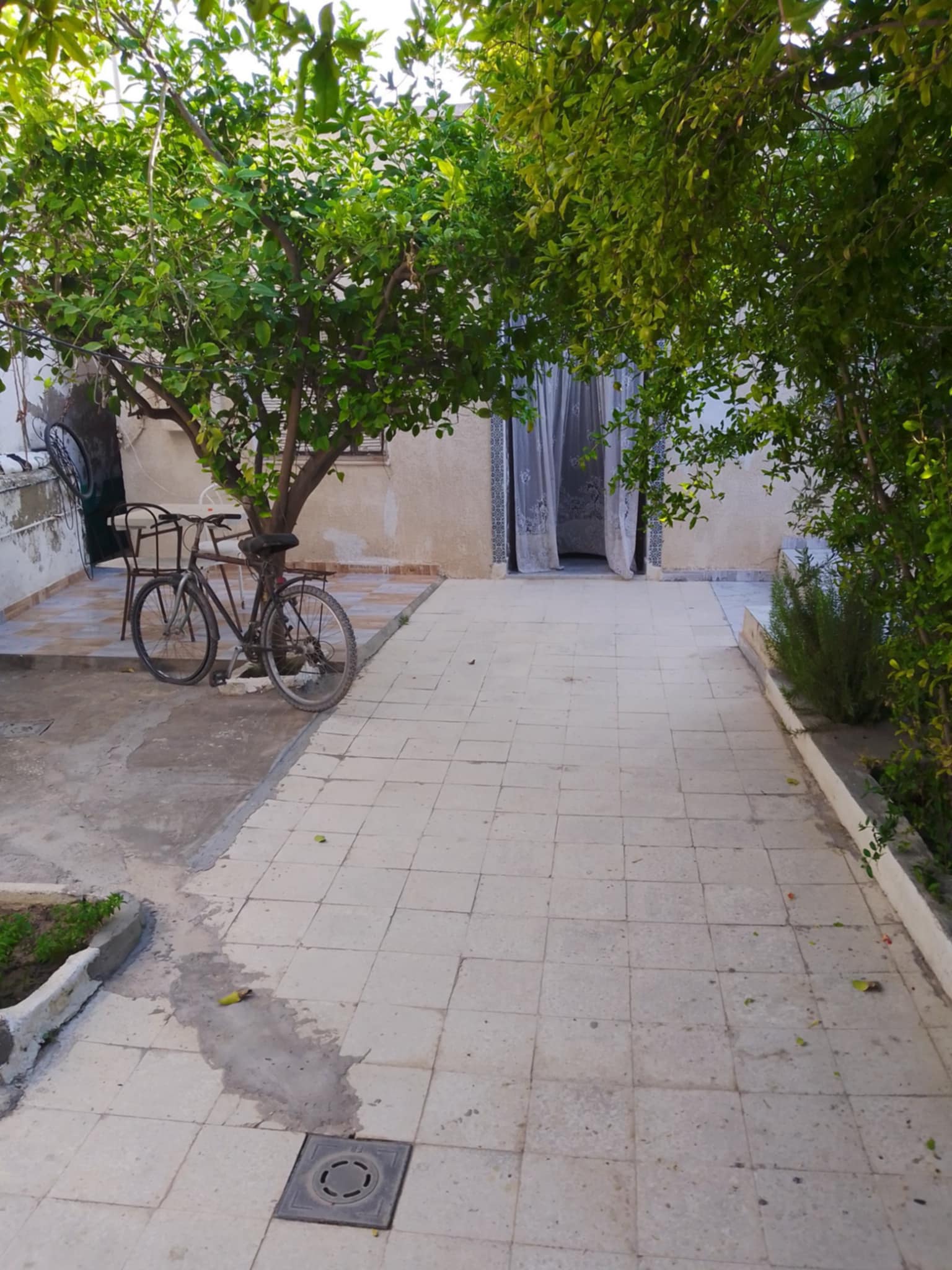 La Soukra Borj Louzir Vente Appart. 3 pices Maison  borj wazir