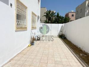 Nabeul Cite Universitaire Vente Autre    immeuble en r2   cit el ref554a
