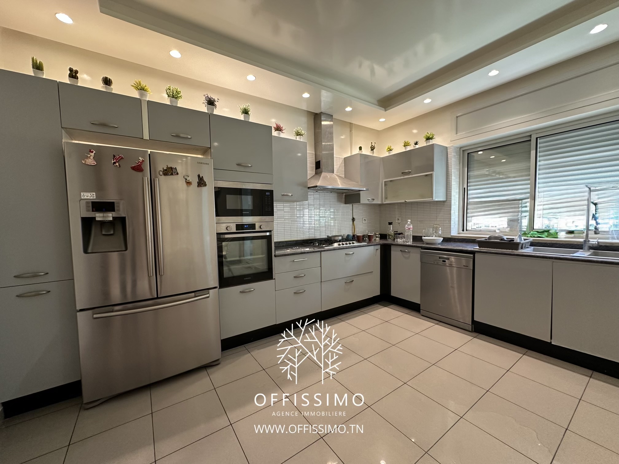 La Marsa Berge Du Lac Location Appart. 3 pices Appartement s3 meubl lac 1  avec grande terrasse