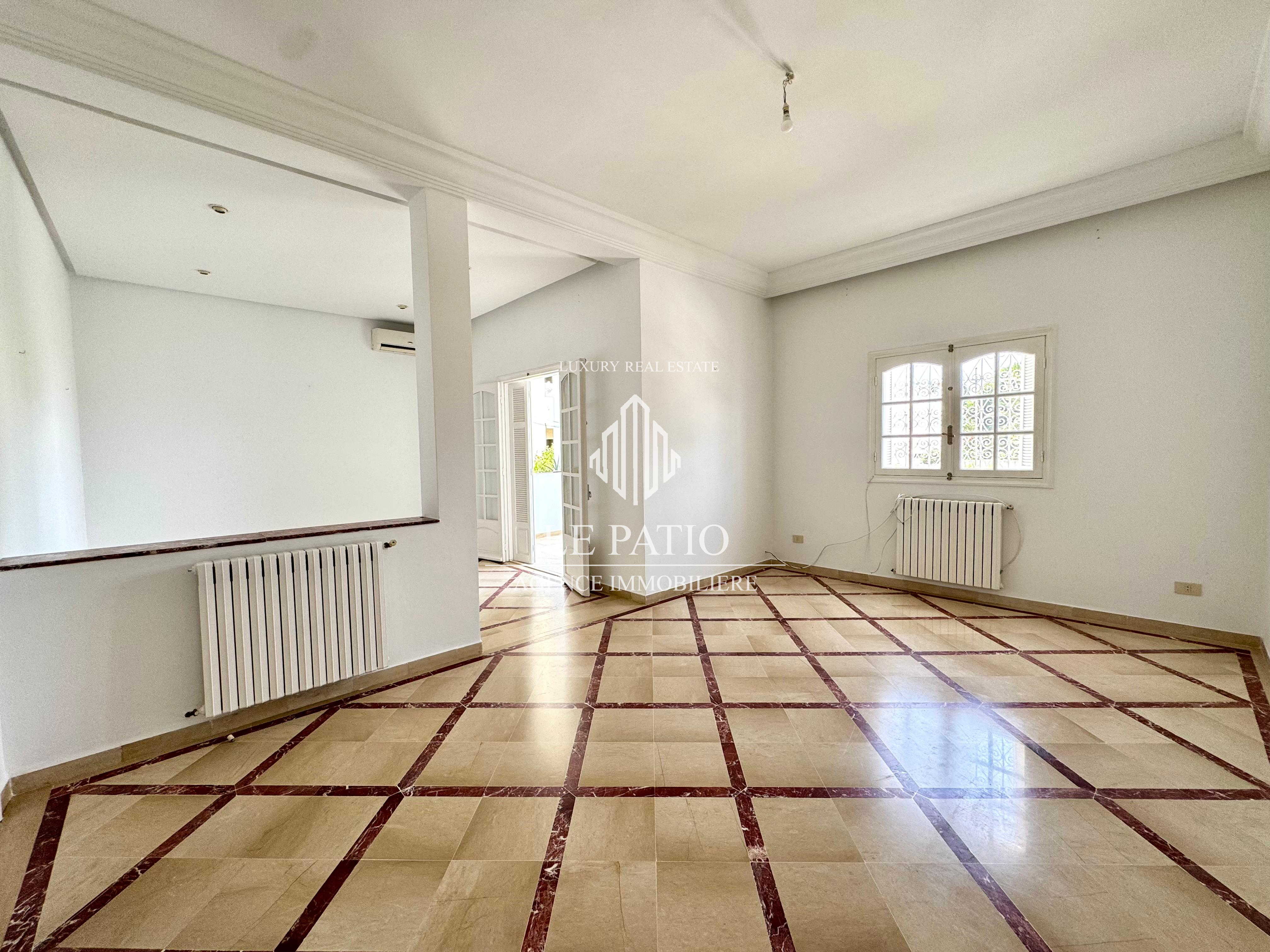 Carthage Amilcar Location Maisons Etage de villa s3 avec chambre de service