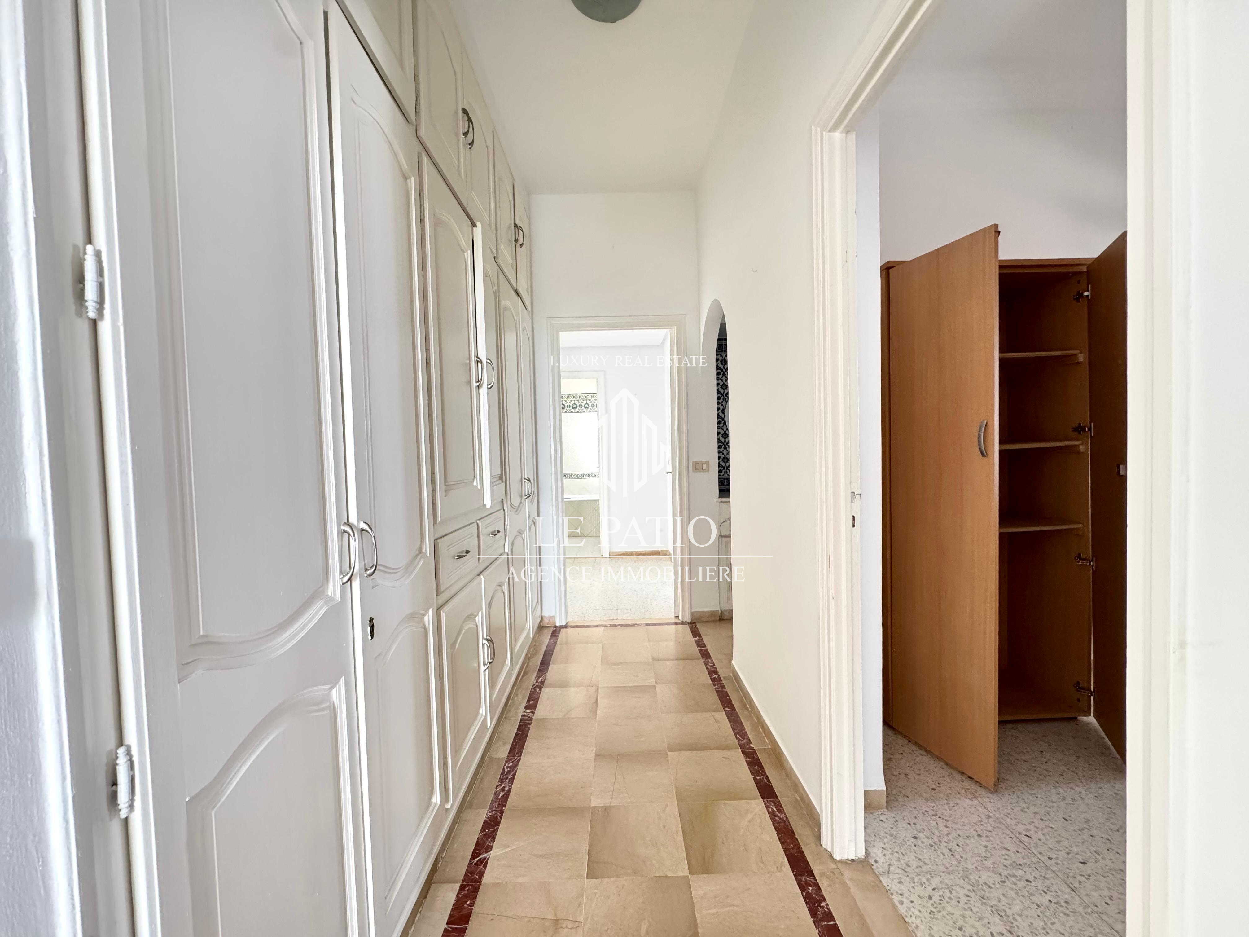 Carthage Amilcar Location Maisons Etage de villa s3 avec chambre de service