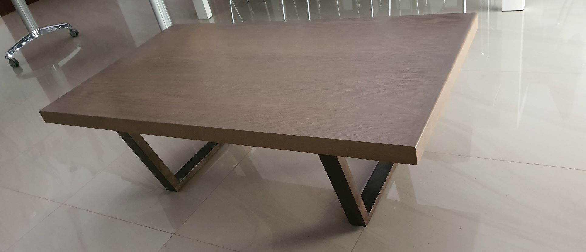 Ariana Ville Riadh Landlous Salon - Salle  manger  Tables basses Table basse et meubles divers